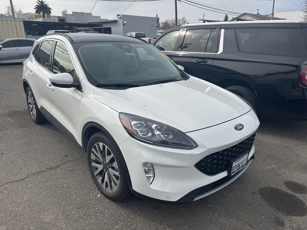 Certified 2020 Ford Escape Hybrid Titanium SUV