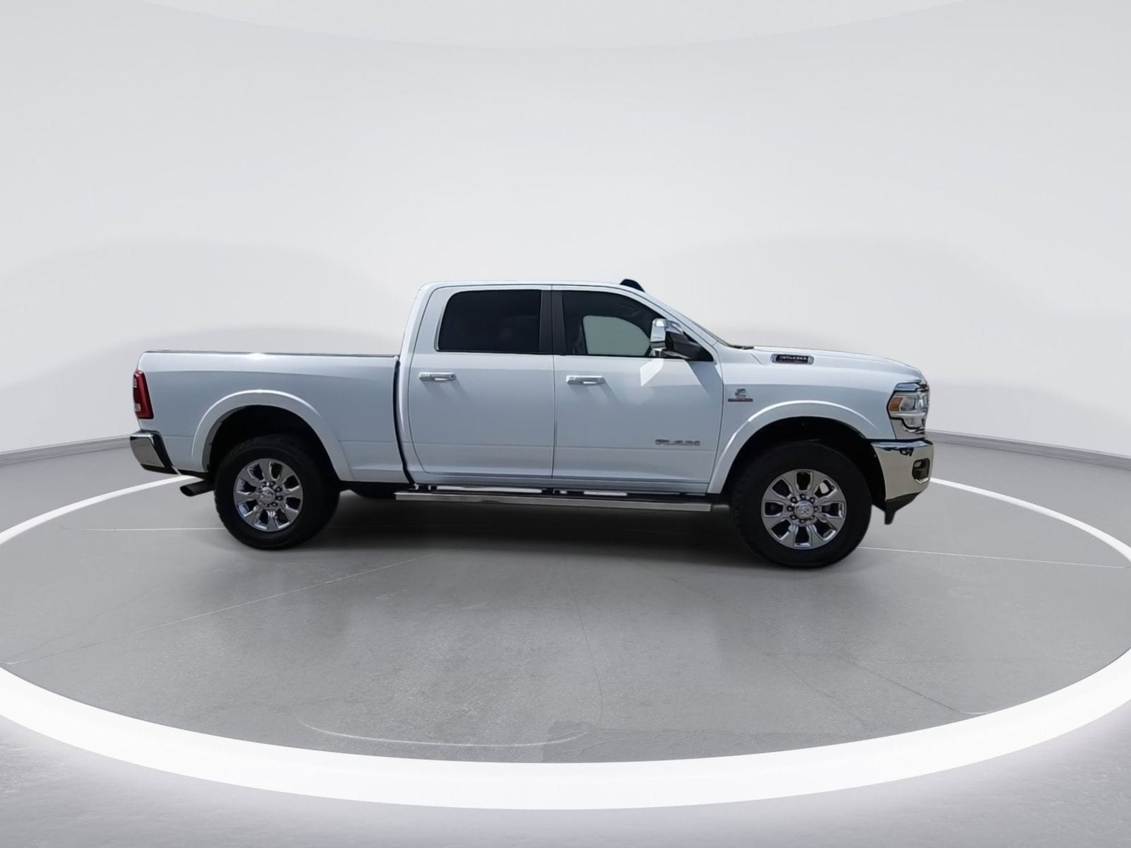 2020 Ram 3500 Laramie photo 4