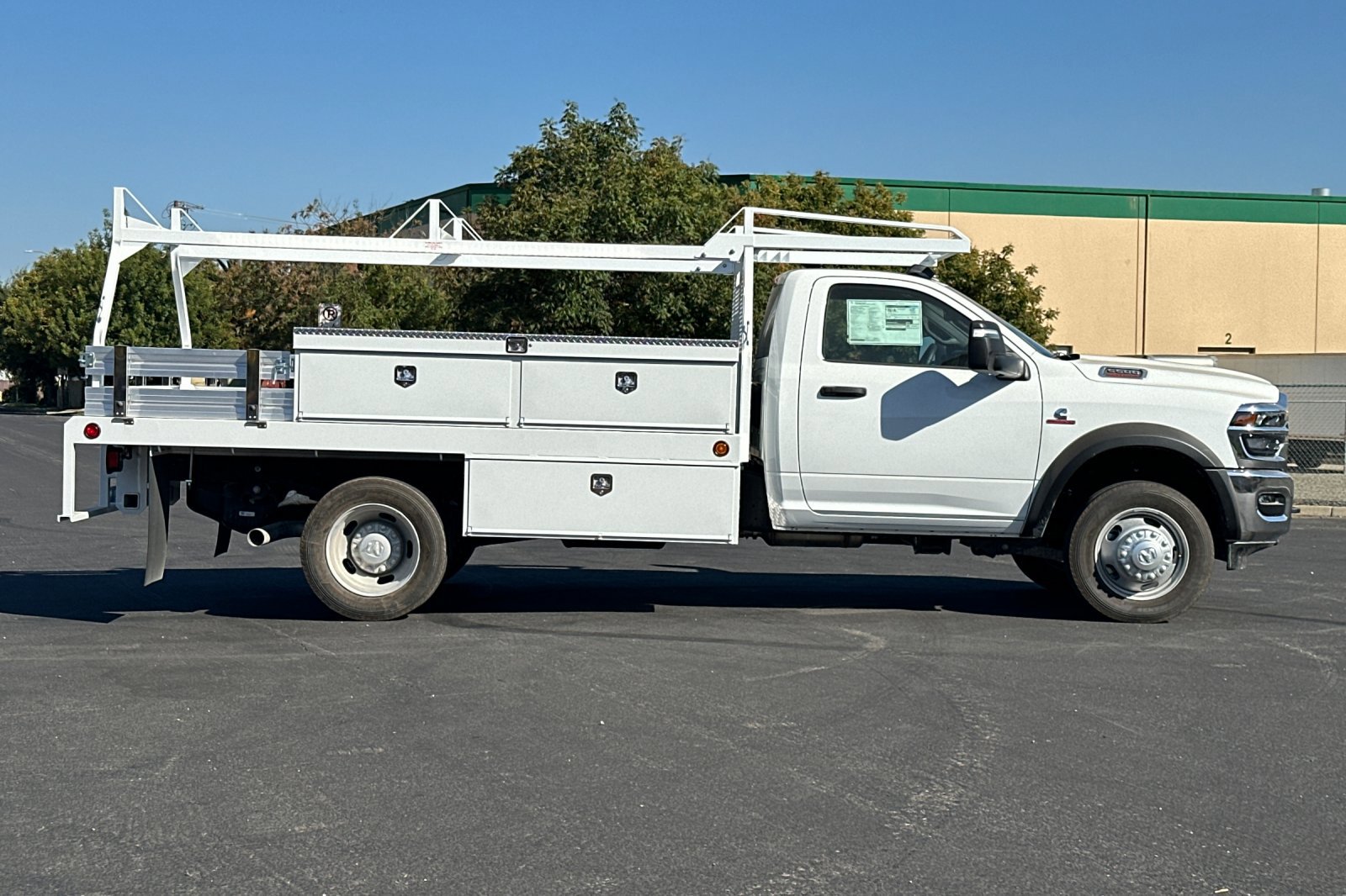 2026 Ram 5500 Tradesman photo 2