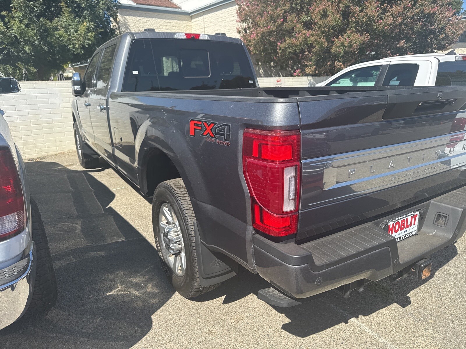 2022 Ford F-350 photo 2