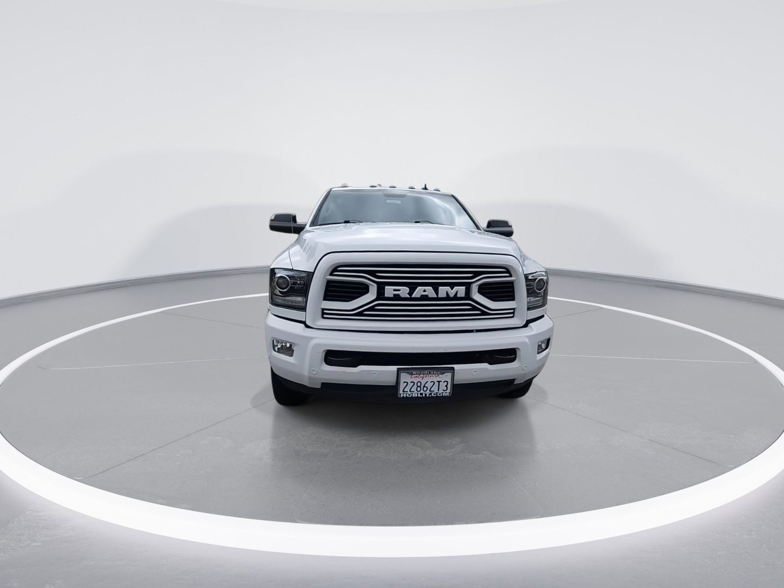 2018 Ram 3500 Laramie photo 2