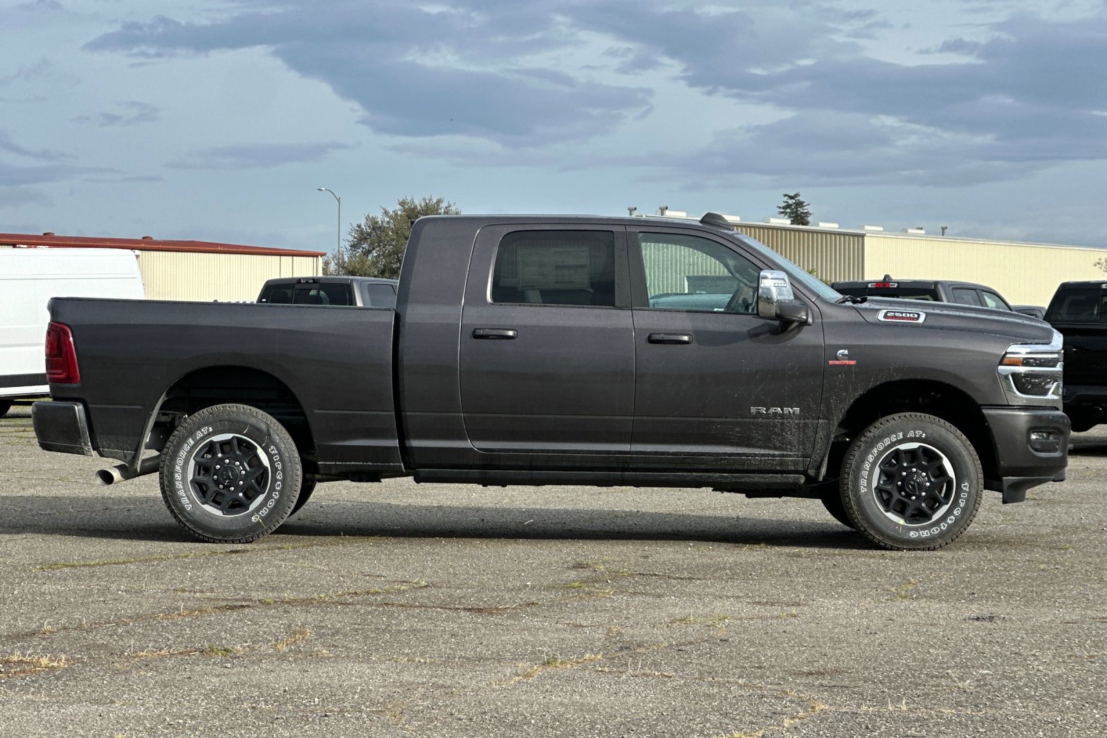 2025 Ram 2500 Laramie photo 3