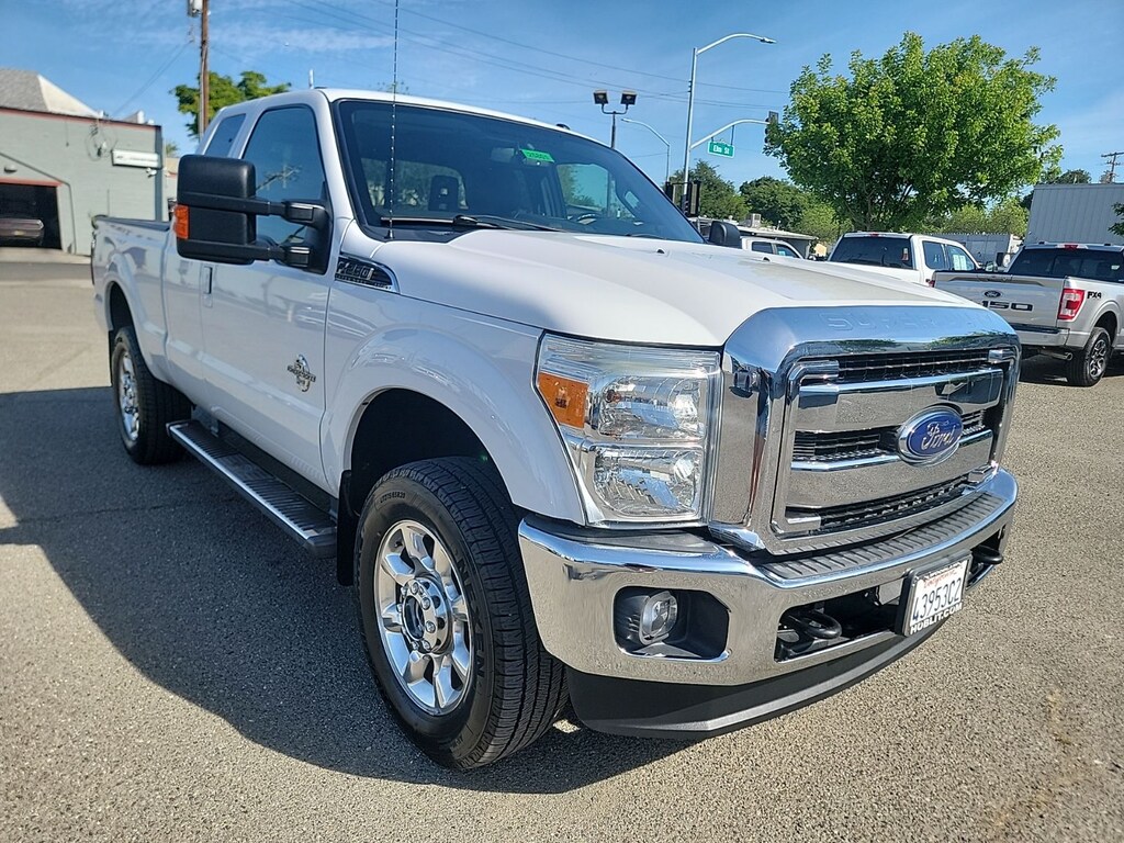 Used 2015 Ford F-250SD Lariat Truck