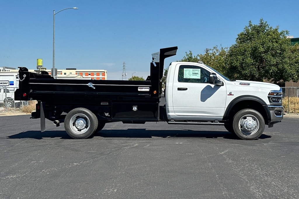 New 2025 Ram 5500 Chassis Cab 5500 TRADESMAN CHASSIS REGULAR CAB 4X4 84' CA Pickup
