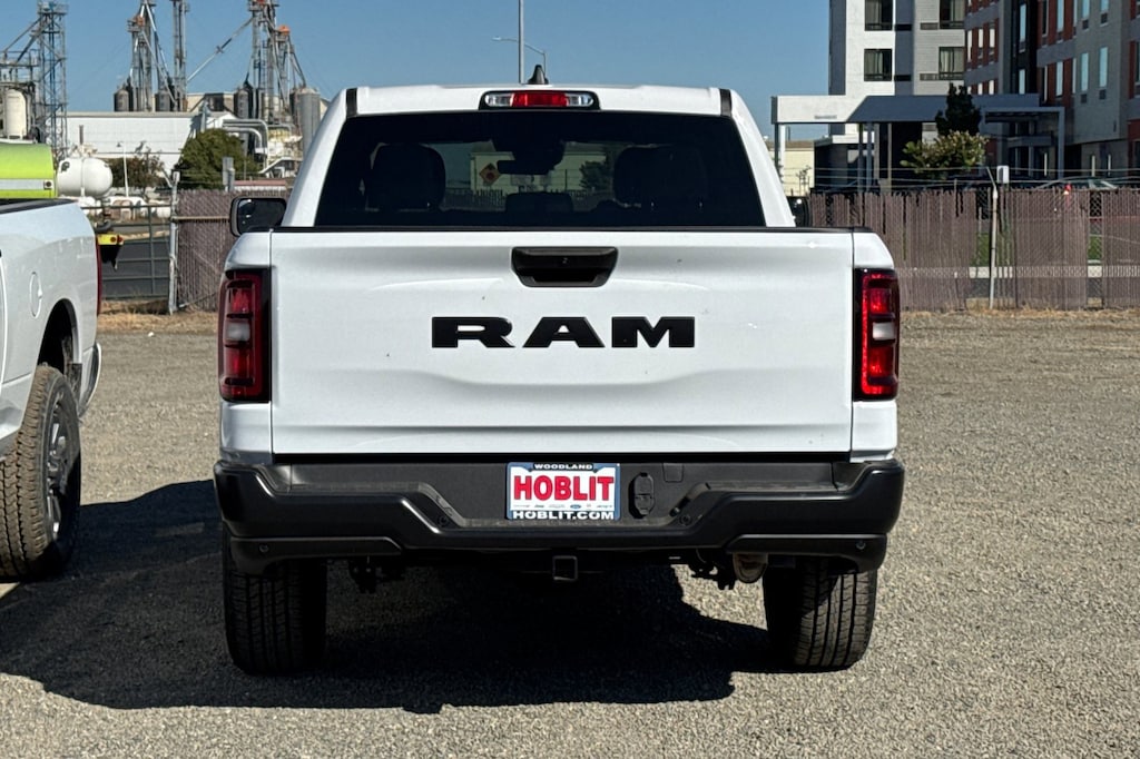 New 2025 Ram 1500 TRADESMAN CREW CAB 4X2 5'7 BOX Pickup