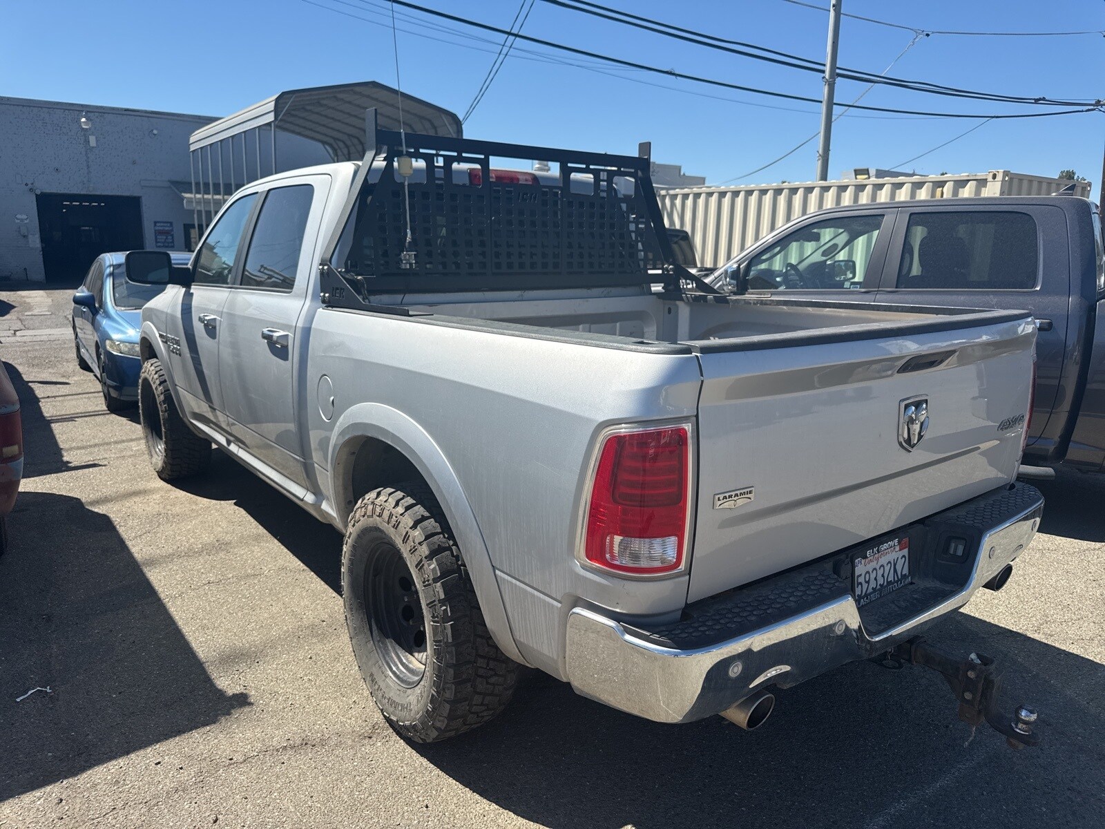 2017 Ram 1500 Laramie photo 3