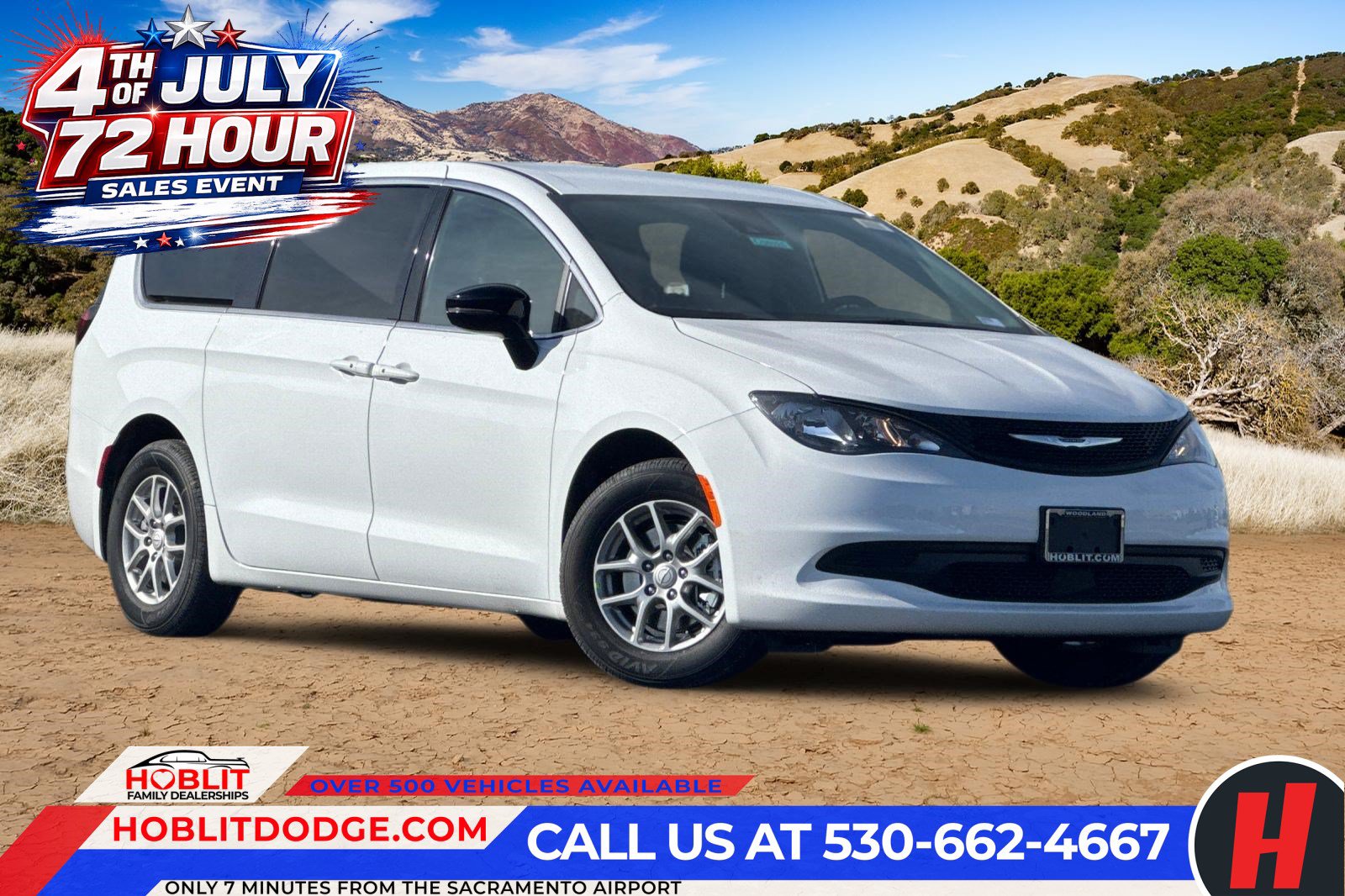 2026 Chrysler Voyager LX's photo