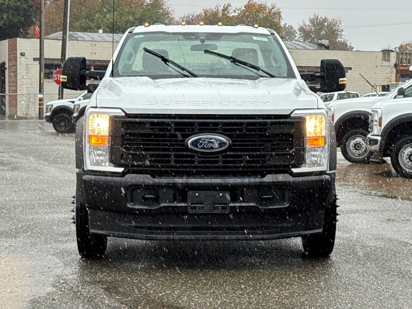 2025 Ford F-550 Super Duty Chassis Cab XL - Photo 8