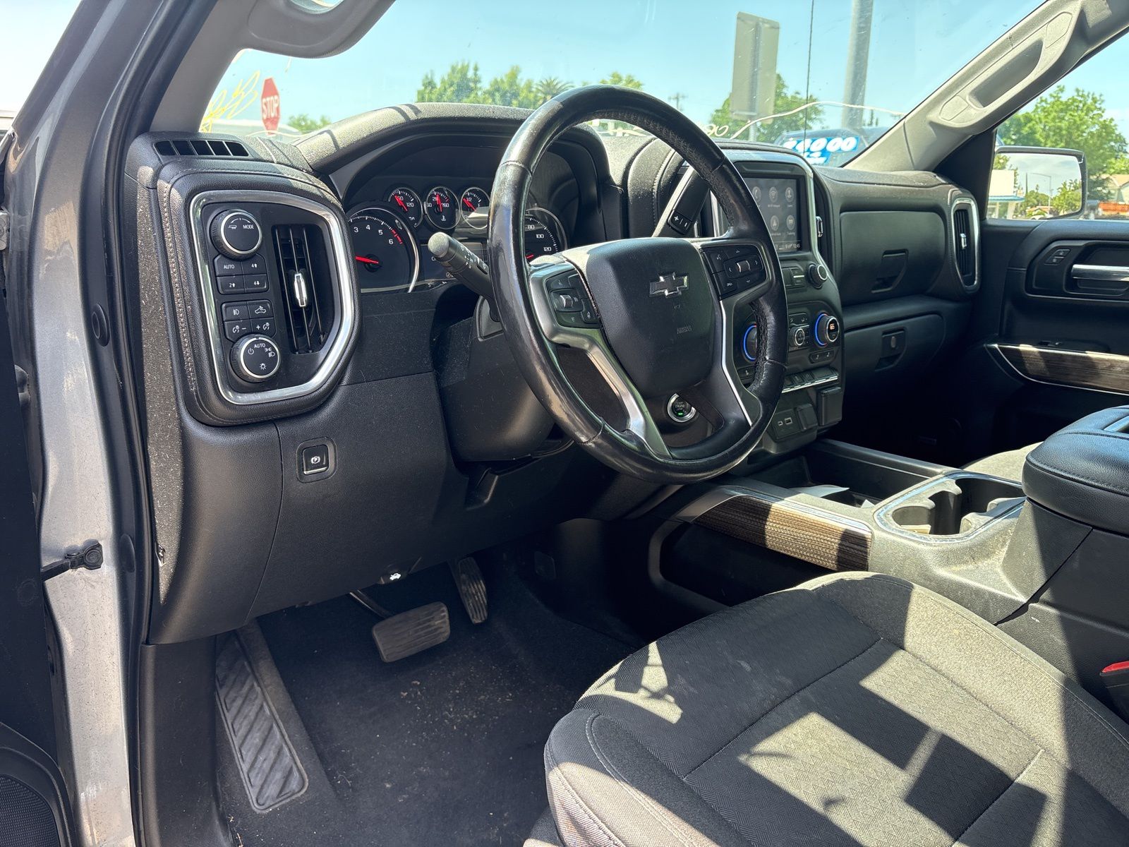 2020 Chevrolet Silverado 1500 RST photo 5