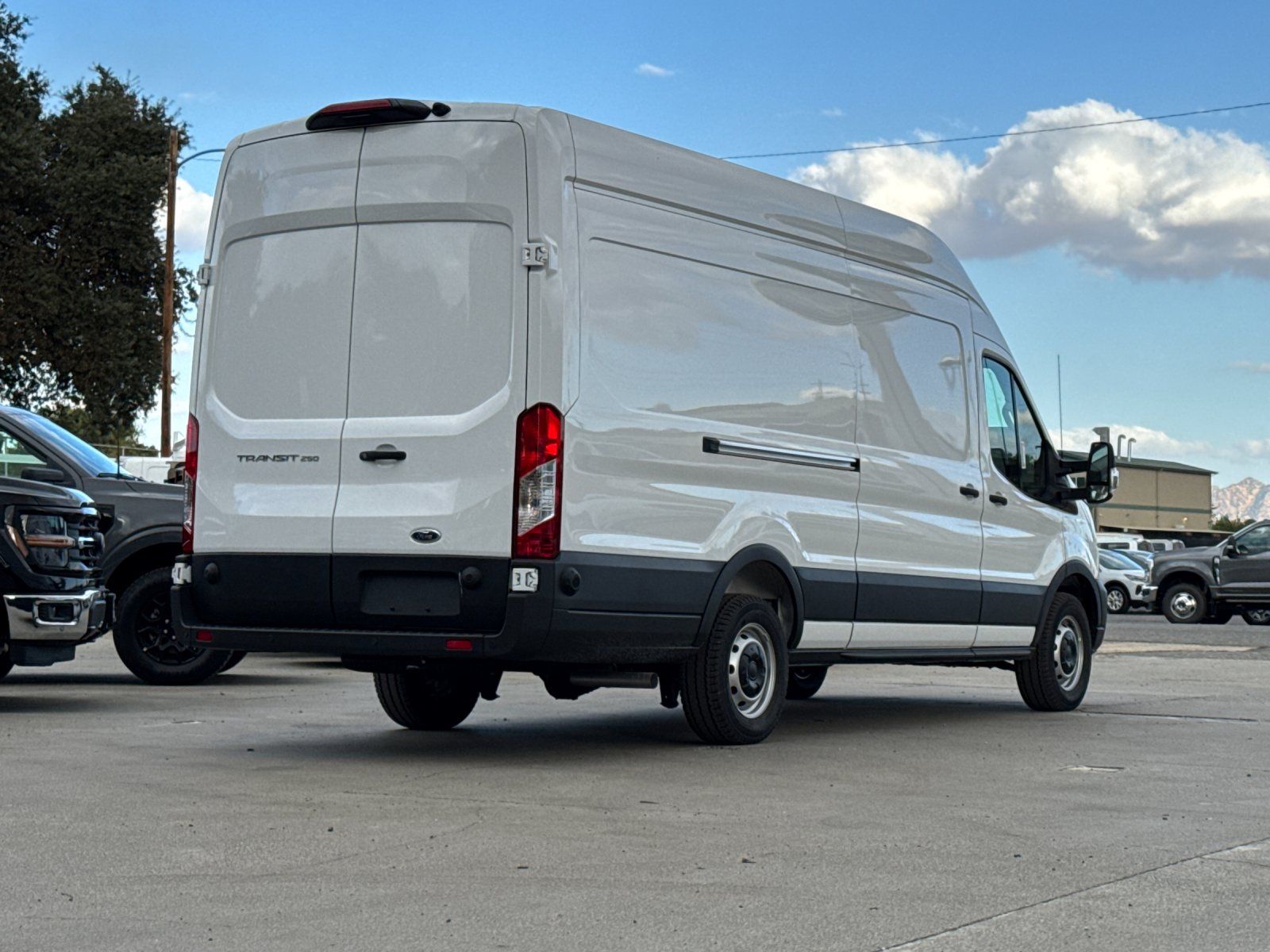 2025 Ford Transit photo 2