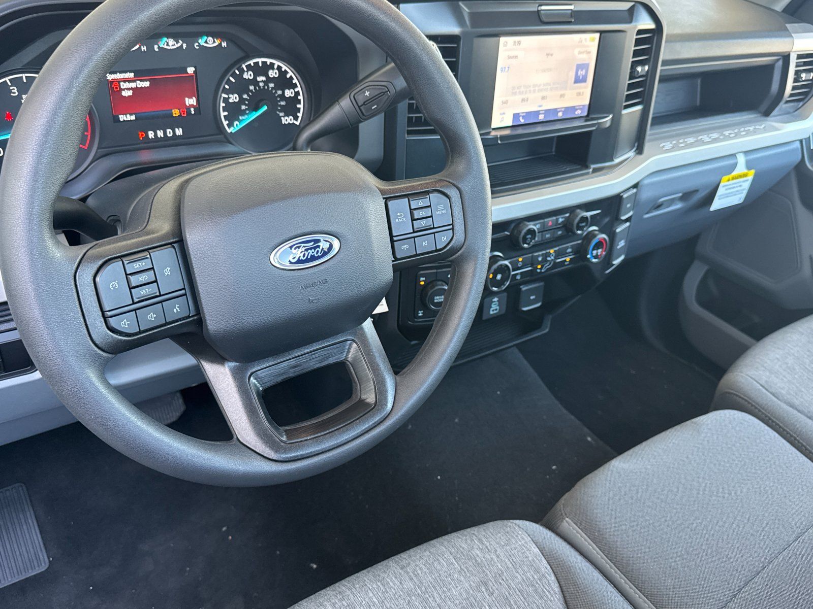 2025 Ford F-350 Super Duty XL - Photo 12