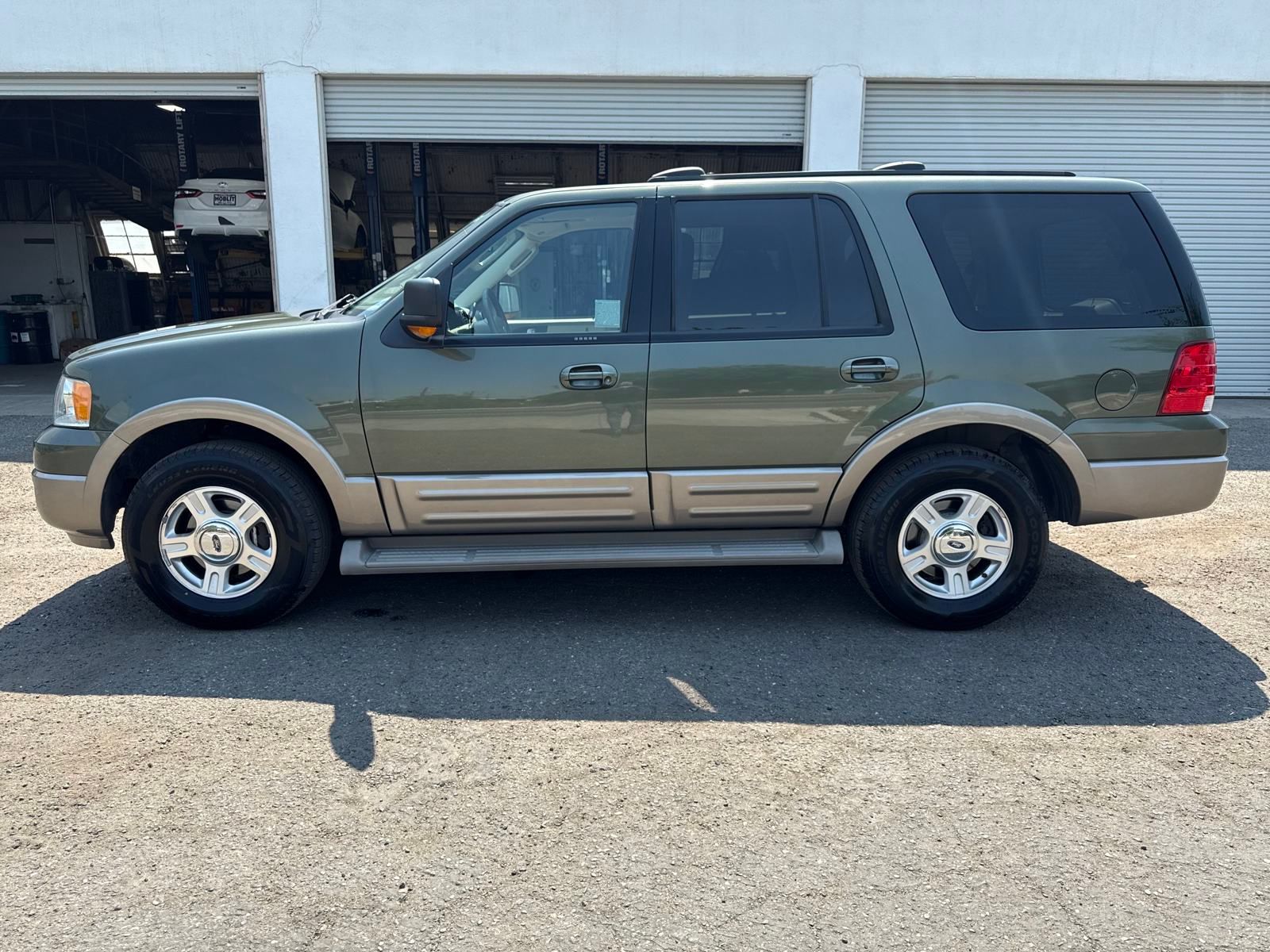 Certified 2004 Ford Expedition Eddie Bauer with VIN 1FMFU18L44LA89784 for sale in Colusa, CA