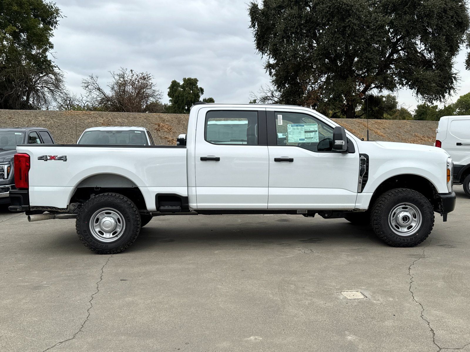 2026 Ford F-250 XL photo 2