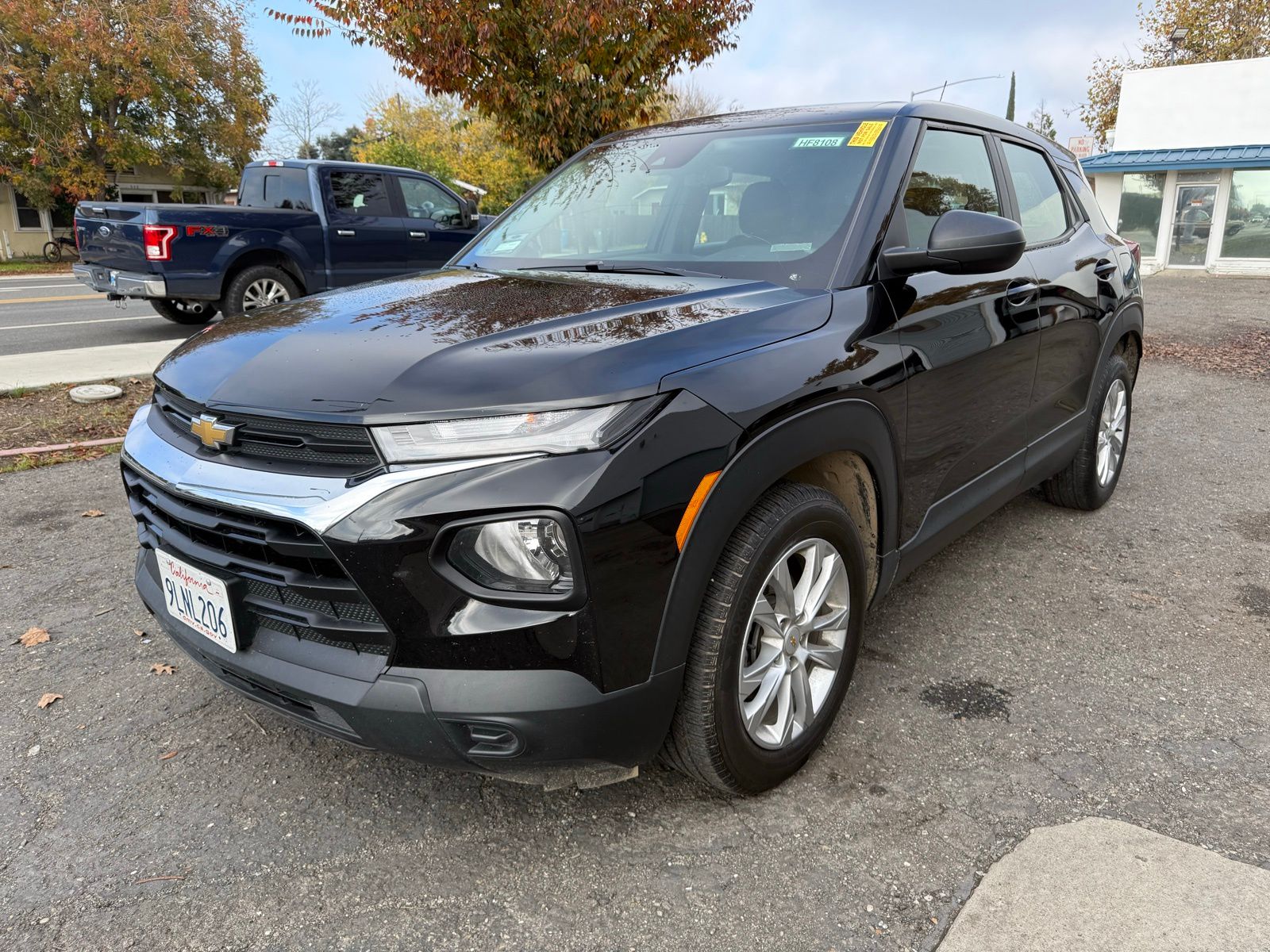 2021 Chevrolet Trailblazer LS photo 3