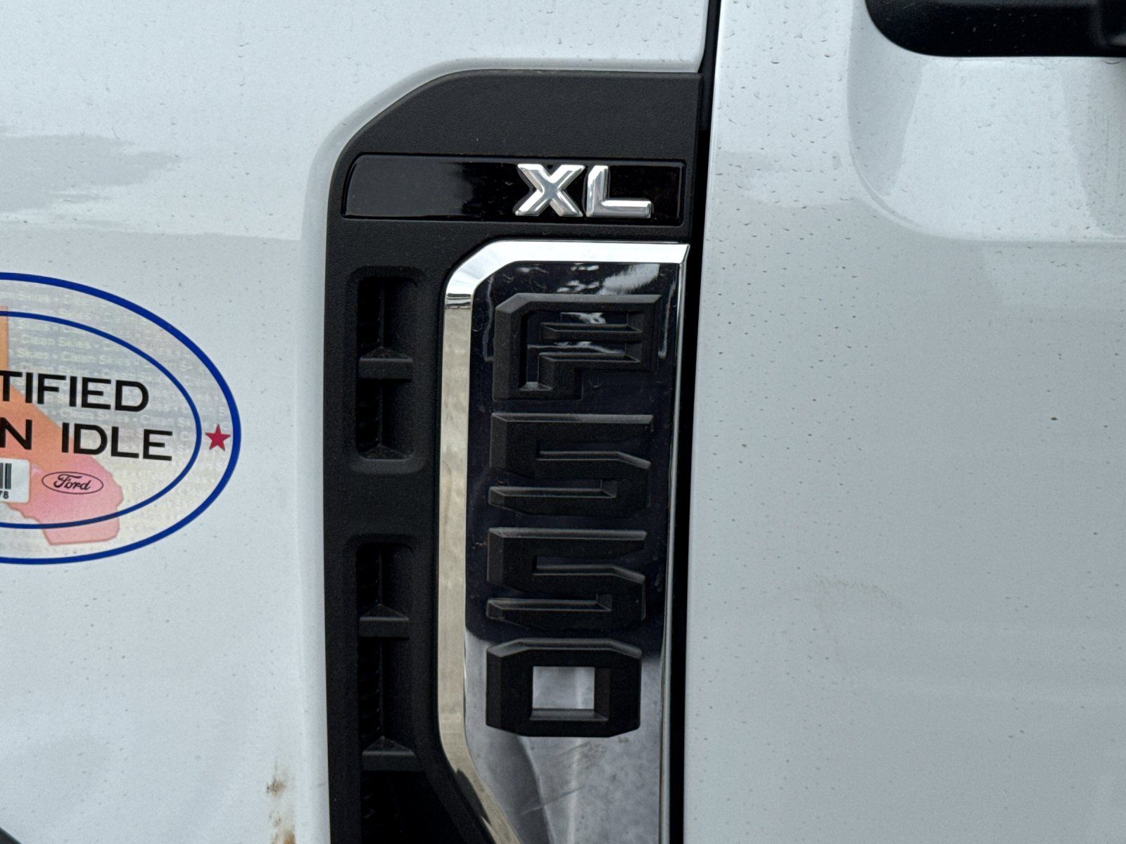 2026 Ford F-550 Super Duty Chassis Cab XLT - Photo 29