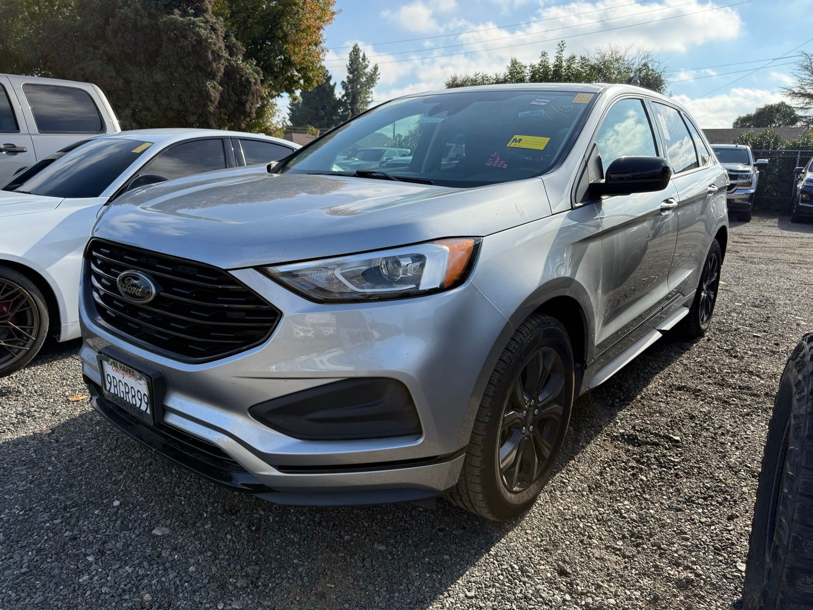 2022 Ford Edge SE photo 2