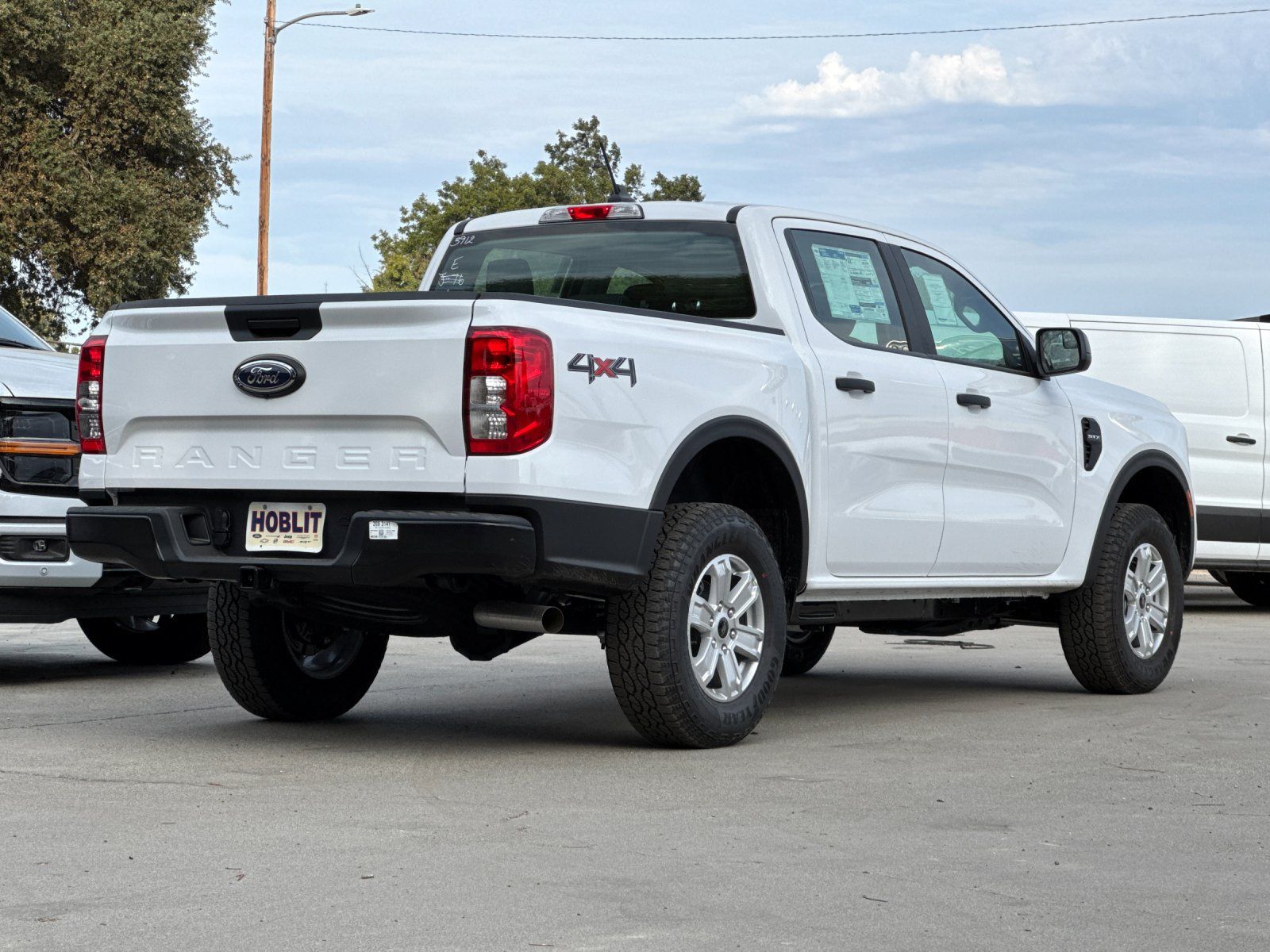 2025 Ford Ranger XL photo 3