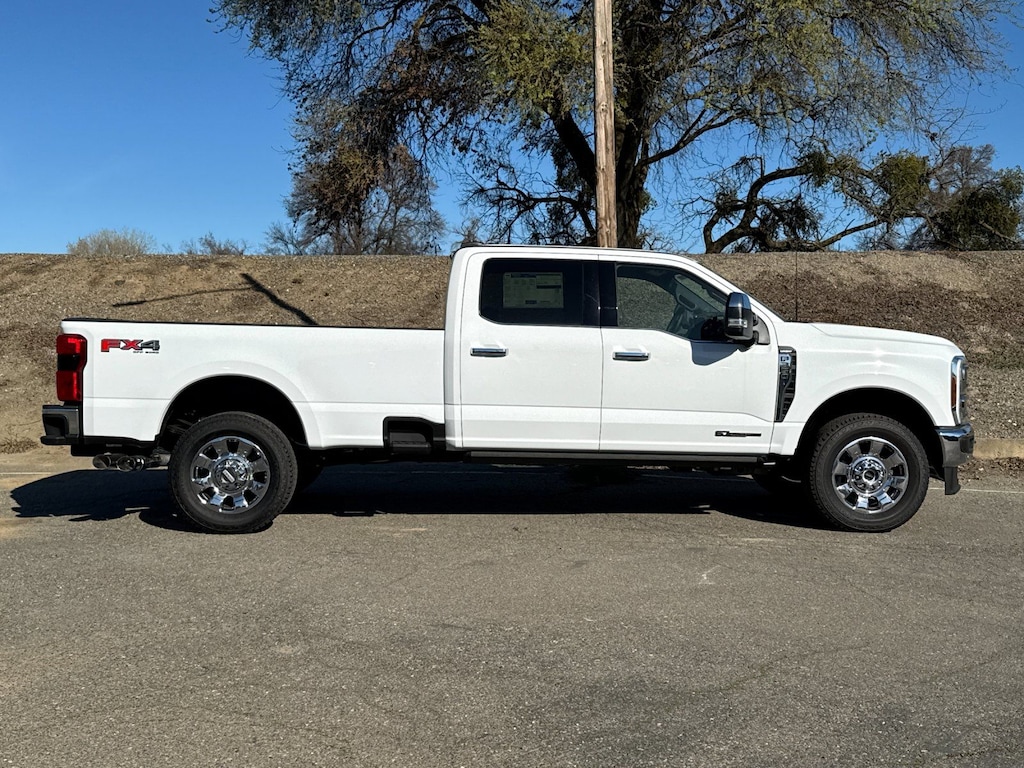 New 2026 Ford F-350 Lariat Truck