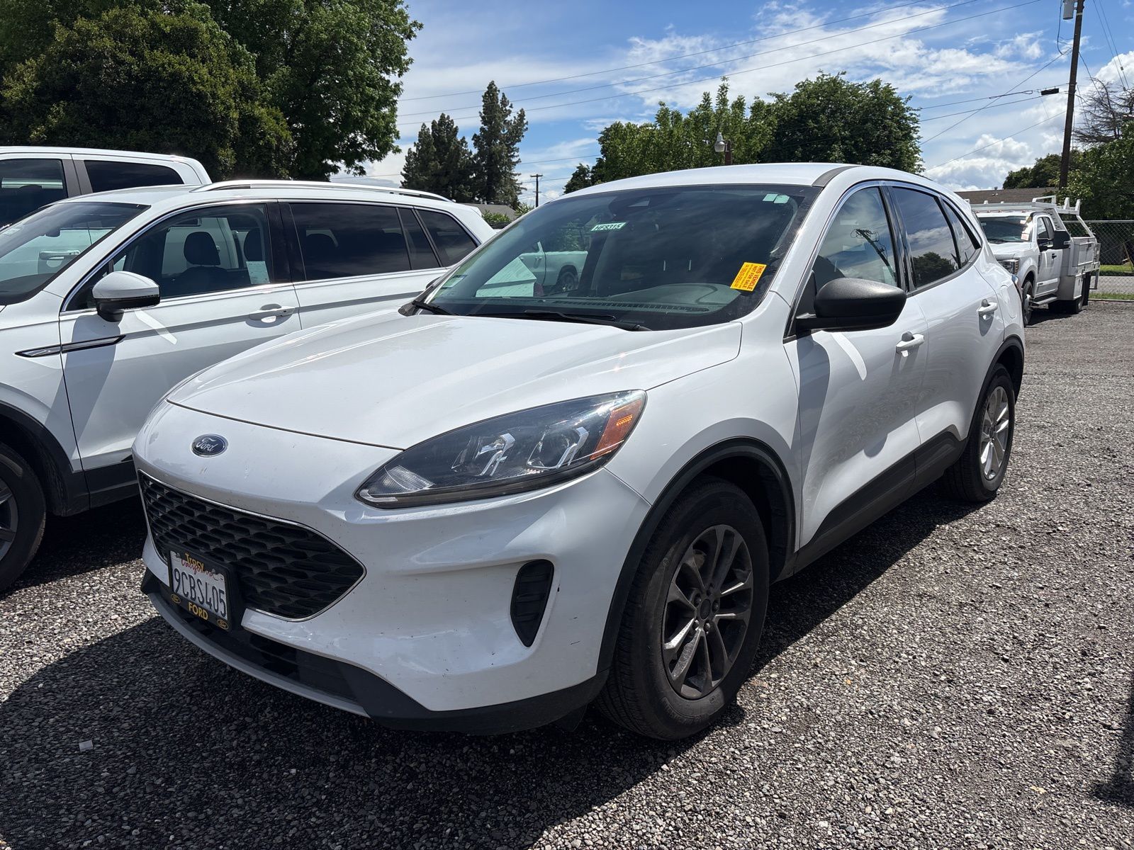 2022 Ford Escape SE photo 2