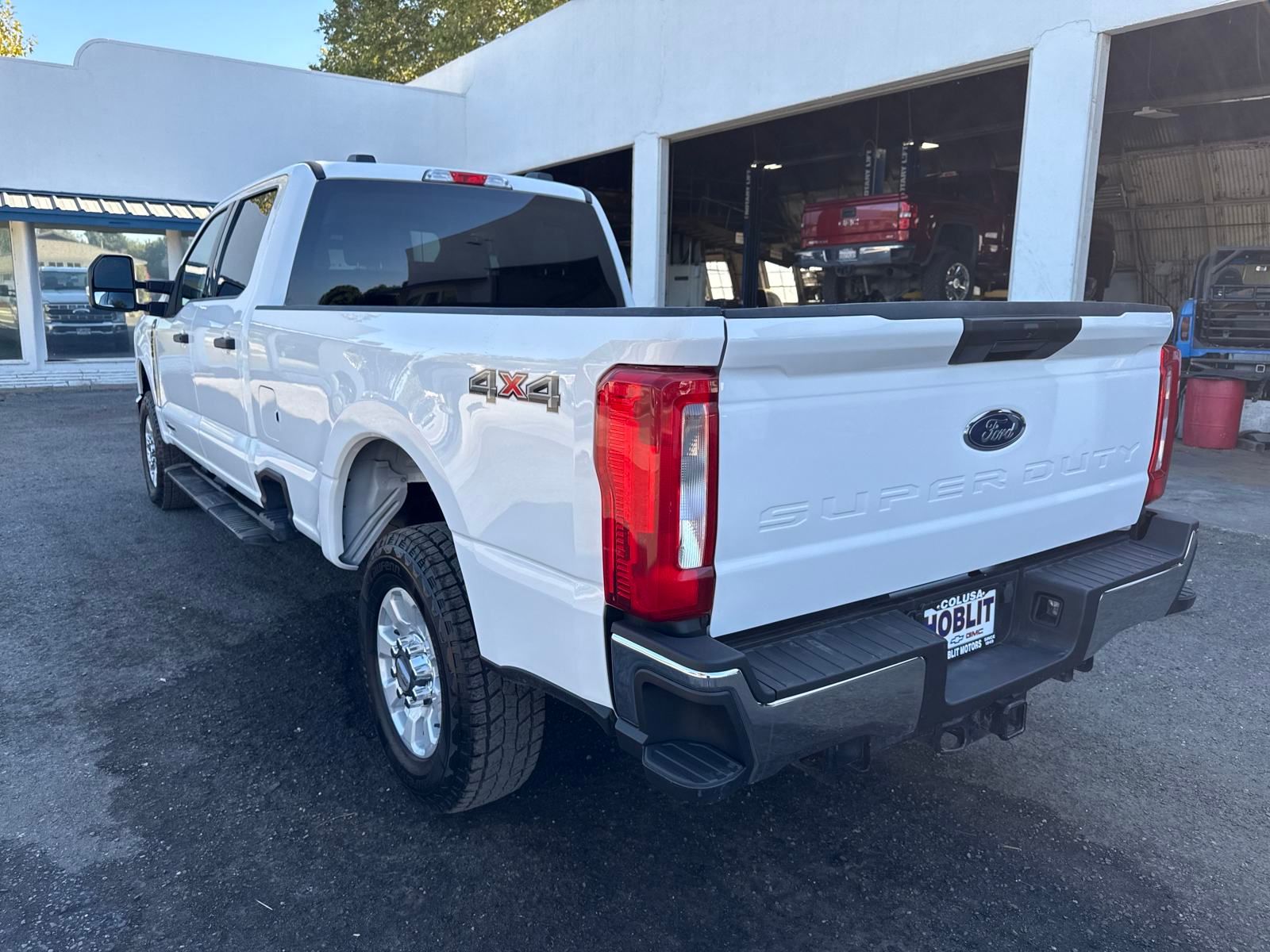 2024 Ford F-250 photo 3