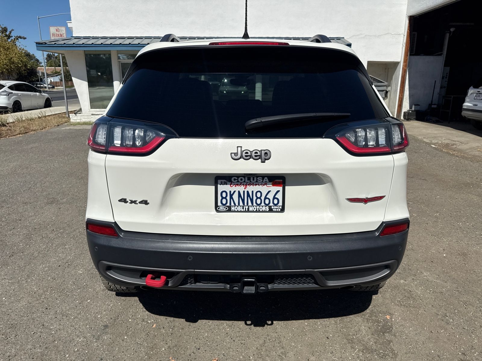 2019 Jeep Cherokee Trailhawk photo 3