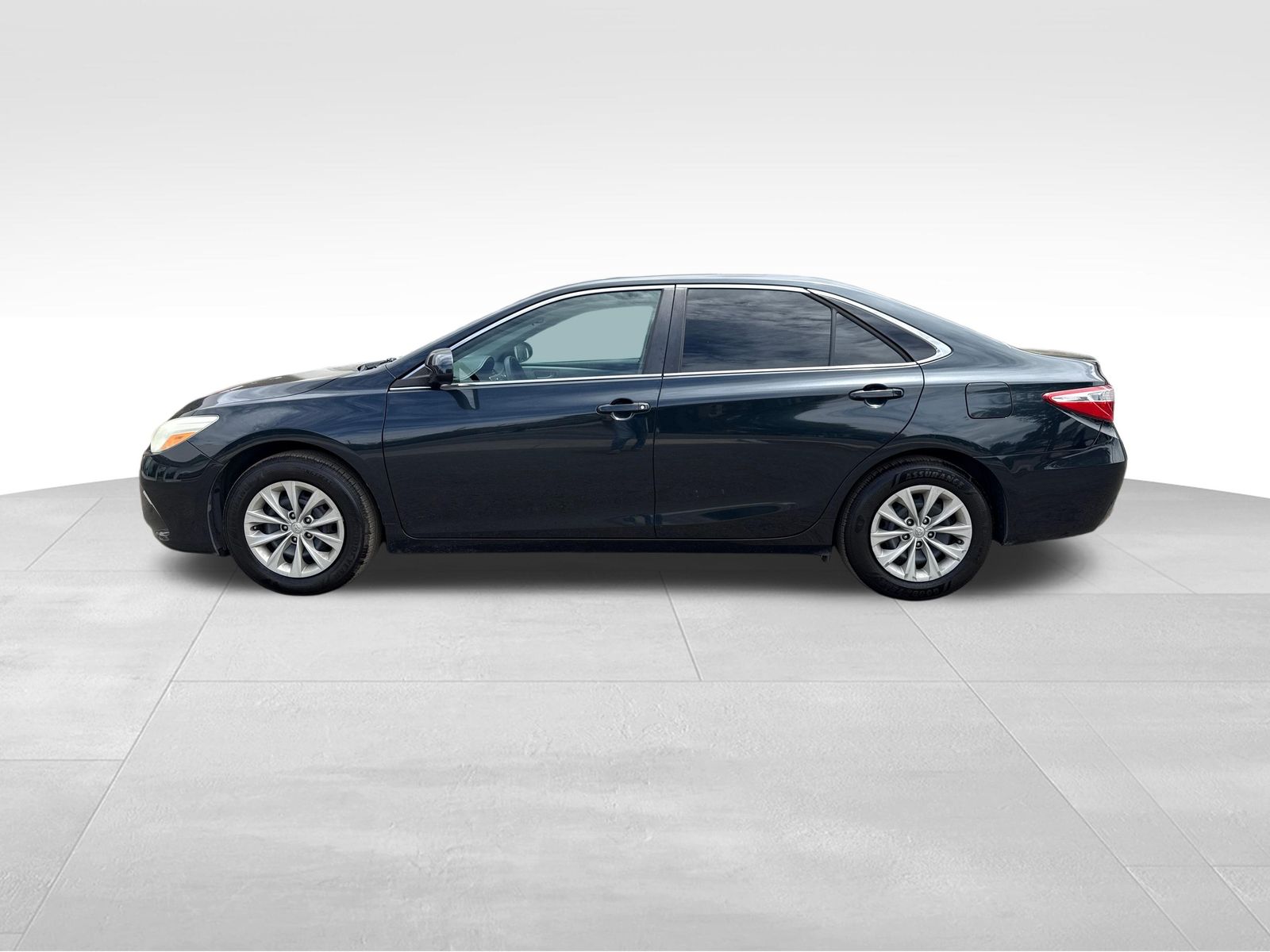 Certified 2015 Toyota Camry LE with VIN 4T4BF1FK1FR507305 for sale in Colusa, CA