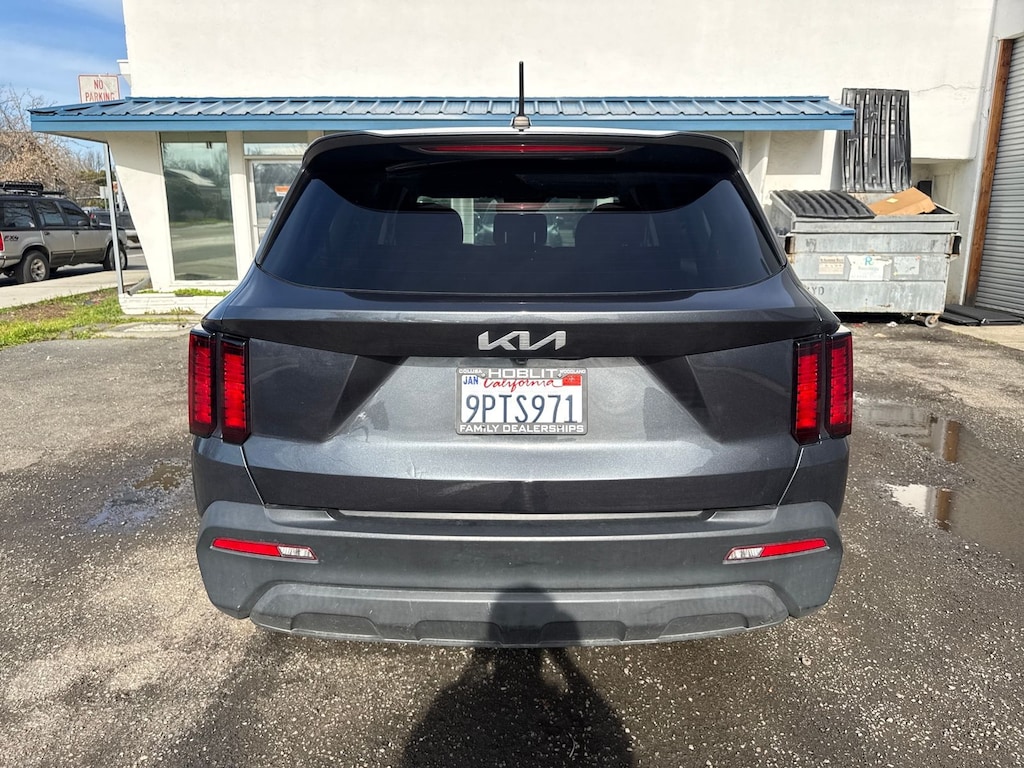 Certified 2023 Kia Sorento LX SUV
