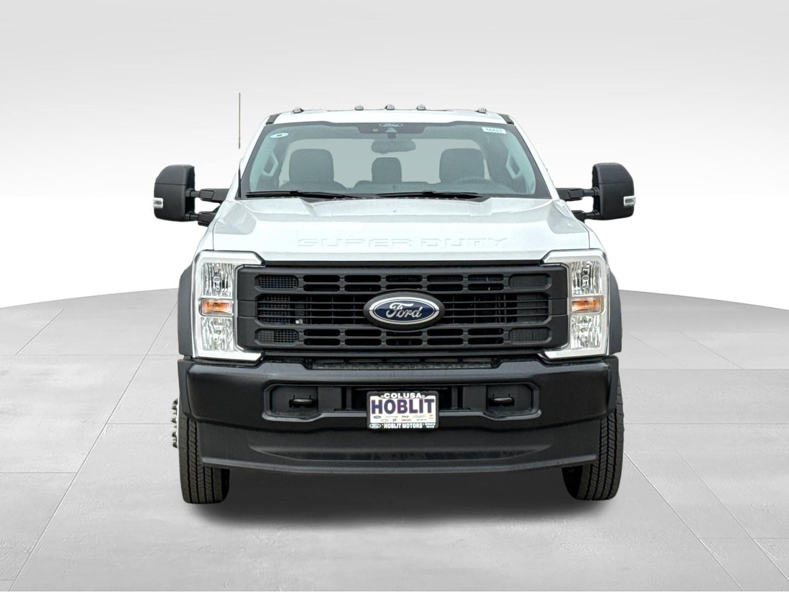 2026 Ford F-550 Super Duty Chassis Cab XLT - Photo 9