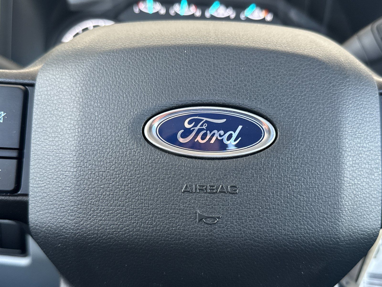 2025 Ford F-350 Super Duty XL - Photo 29