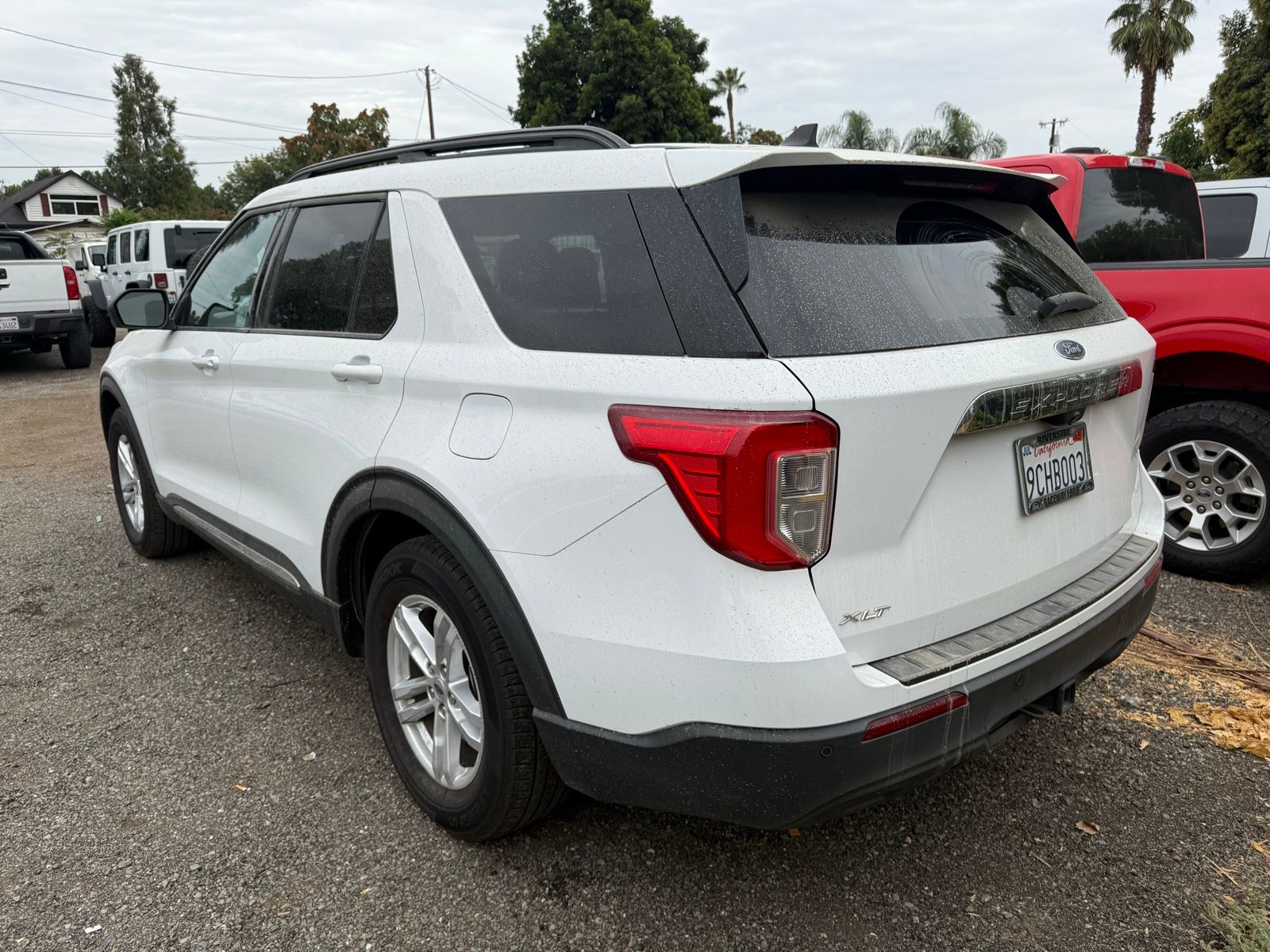 2022 Ford Explorer XLT photo 2