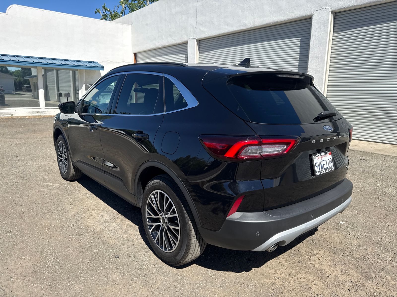 2025 Ford Escape Plug-In Hybrid Base photo 2
