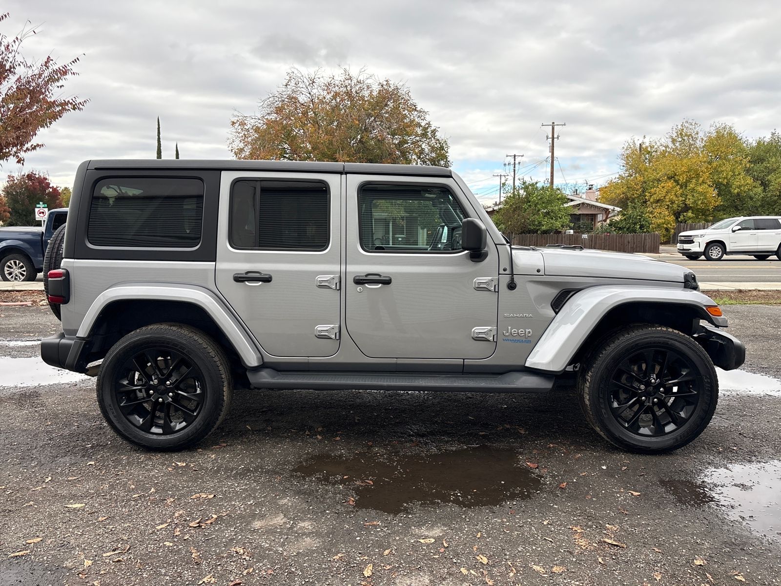 2021 Jeep Wrangler Unlimited Sahara 4xe photo 4