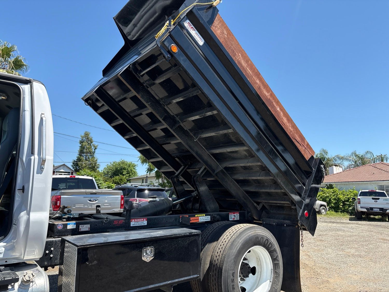 2023 Ford F-650SD Base Power Stroke Diesel photo 6