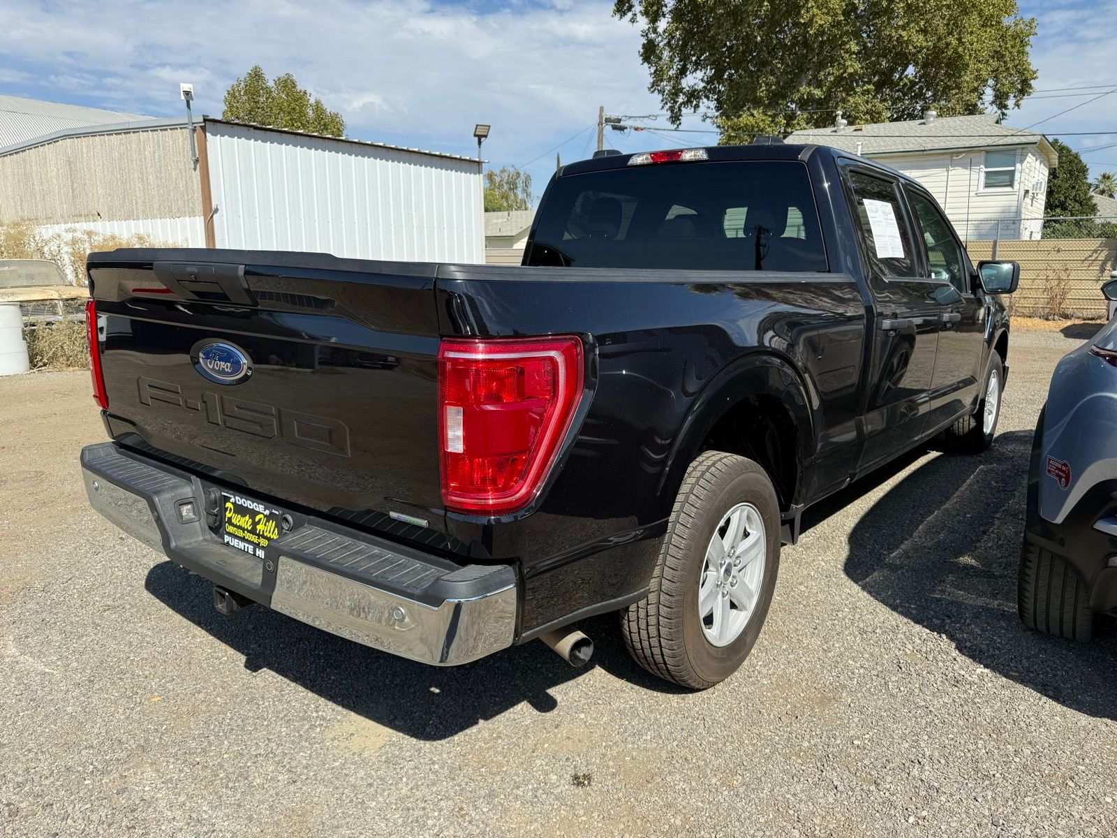 2023 Ford F-150 XLT photo 2