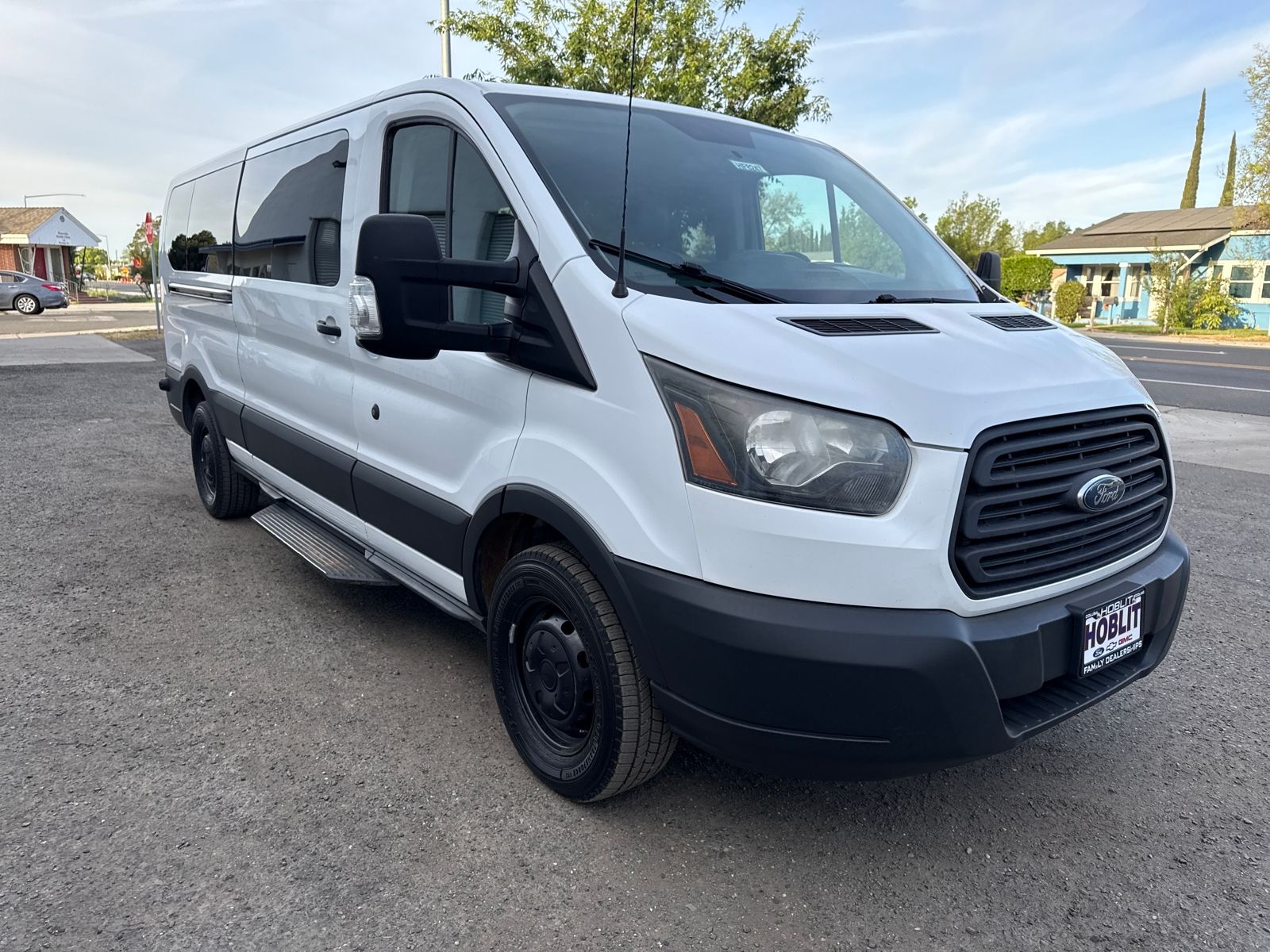 2017 Ford Transit-350 XL 13-Passenger Van photo 6