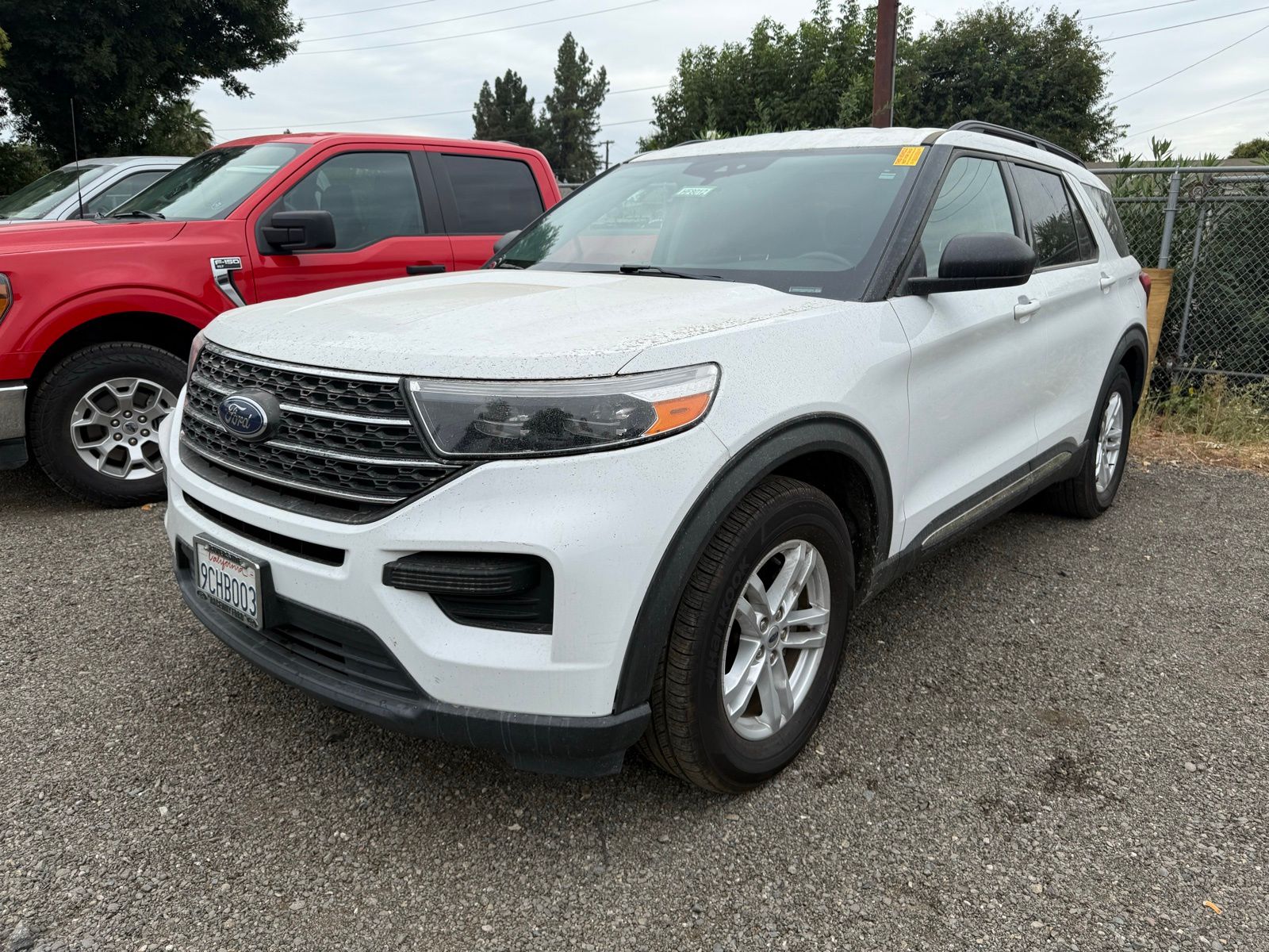 2022 Ford Explorer XLT photo 3