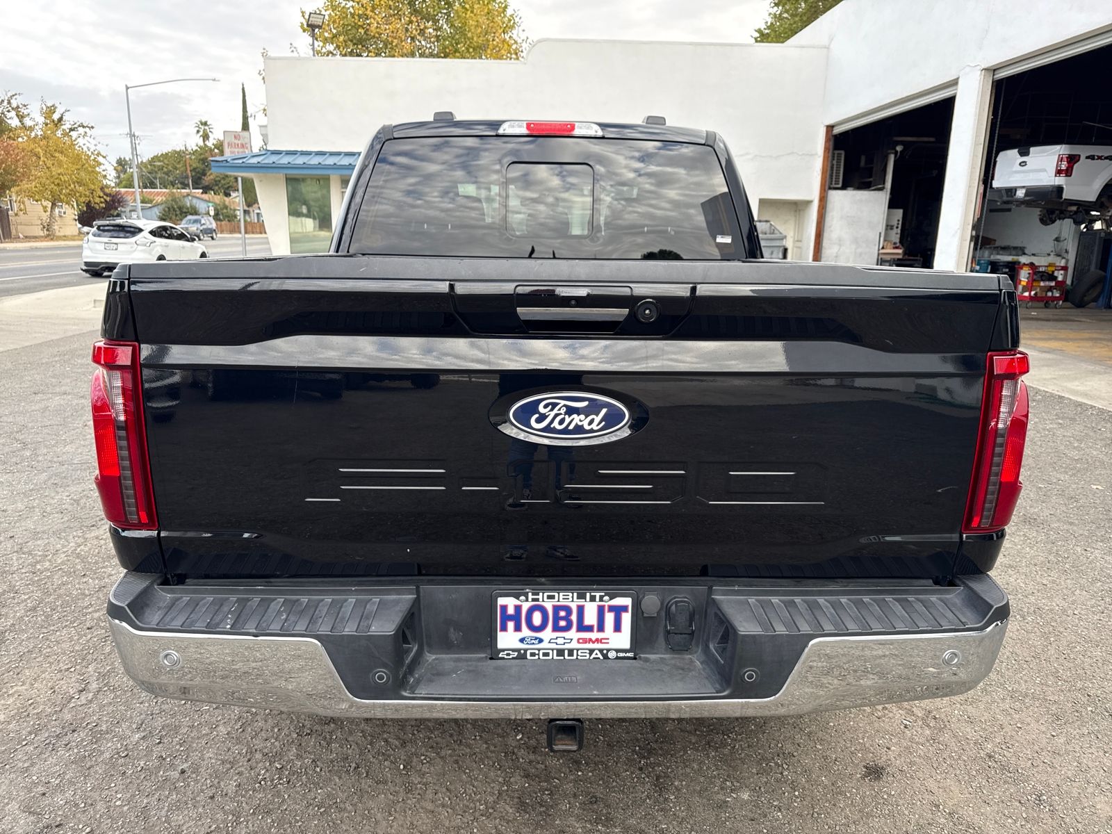 2024 Ford F-150 XLT photo 3