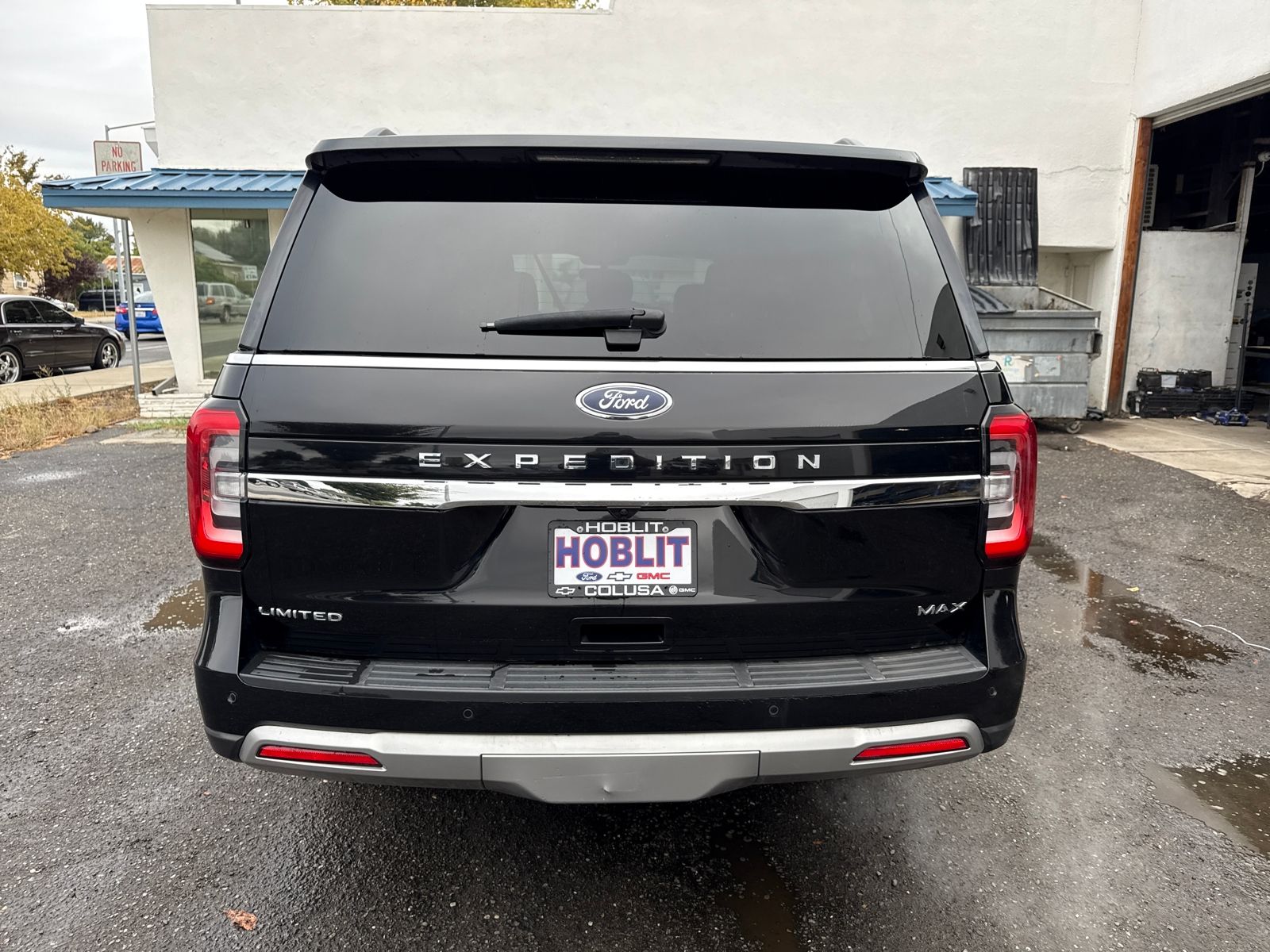 2023 Ford Expedition MAX Limited photo 3