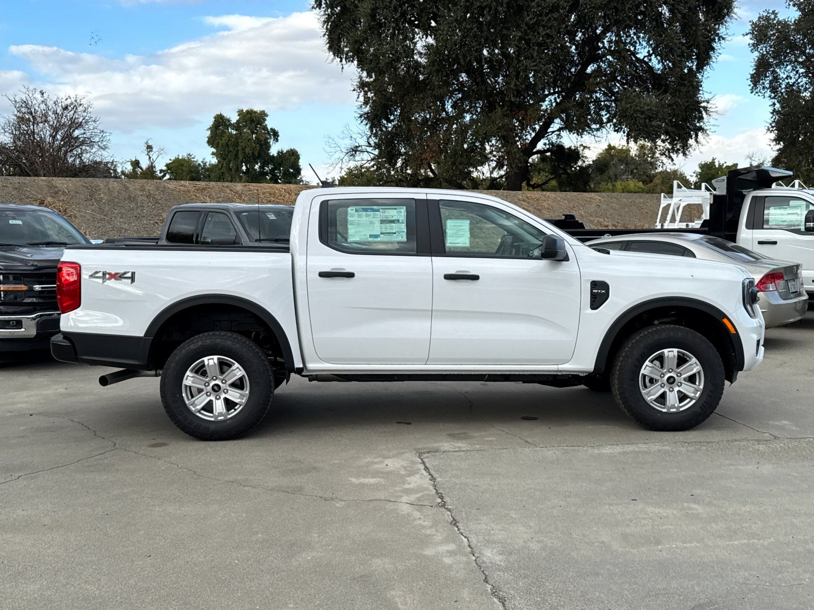 2025 Ford Ranger XL photo 2