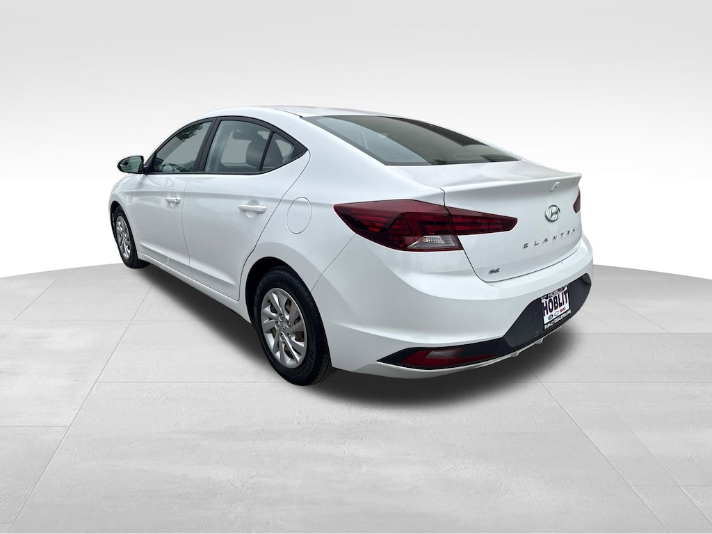 Used 2020 Hyundai Elantra SE w/ 21k Miles! Sedan