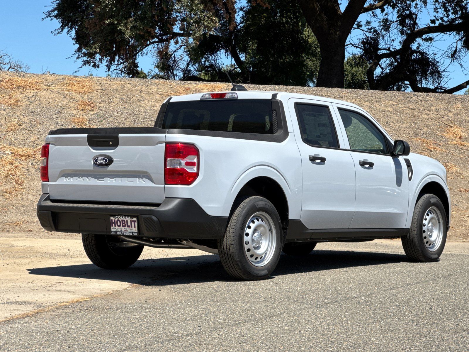 2025 Ford Maverick XL photo 3