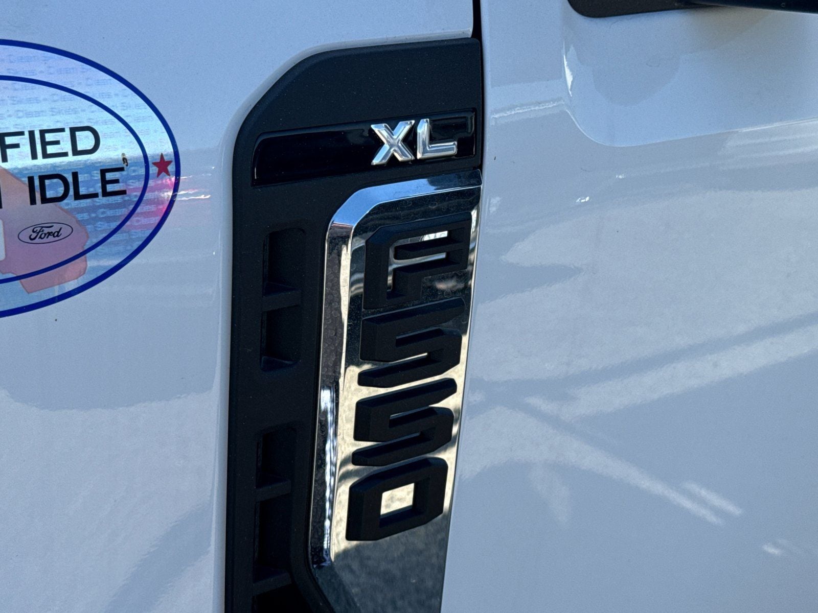 2024 Ford F-550 Super Duty Chassis Cab XL - Photo 28