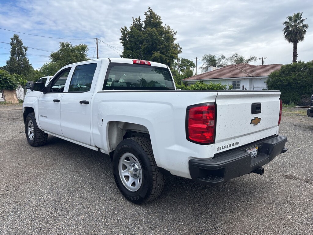 Used 2018 Chevrolet Silverado 1500 WT Crew Cab V8 4x4 Truck