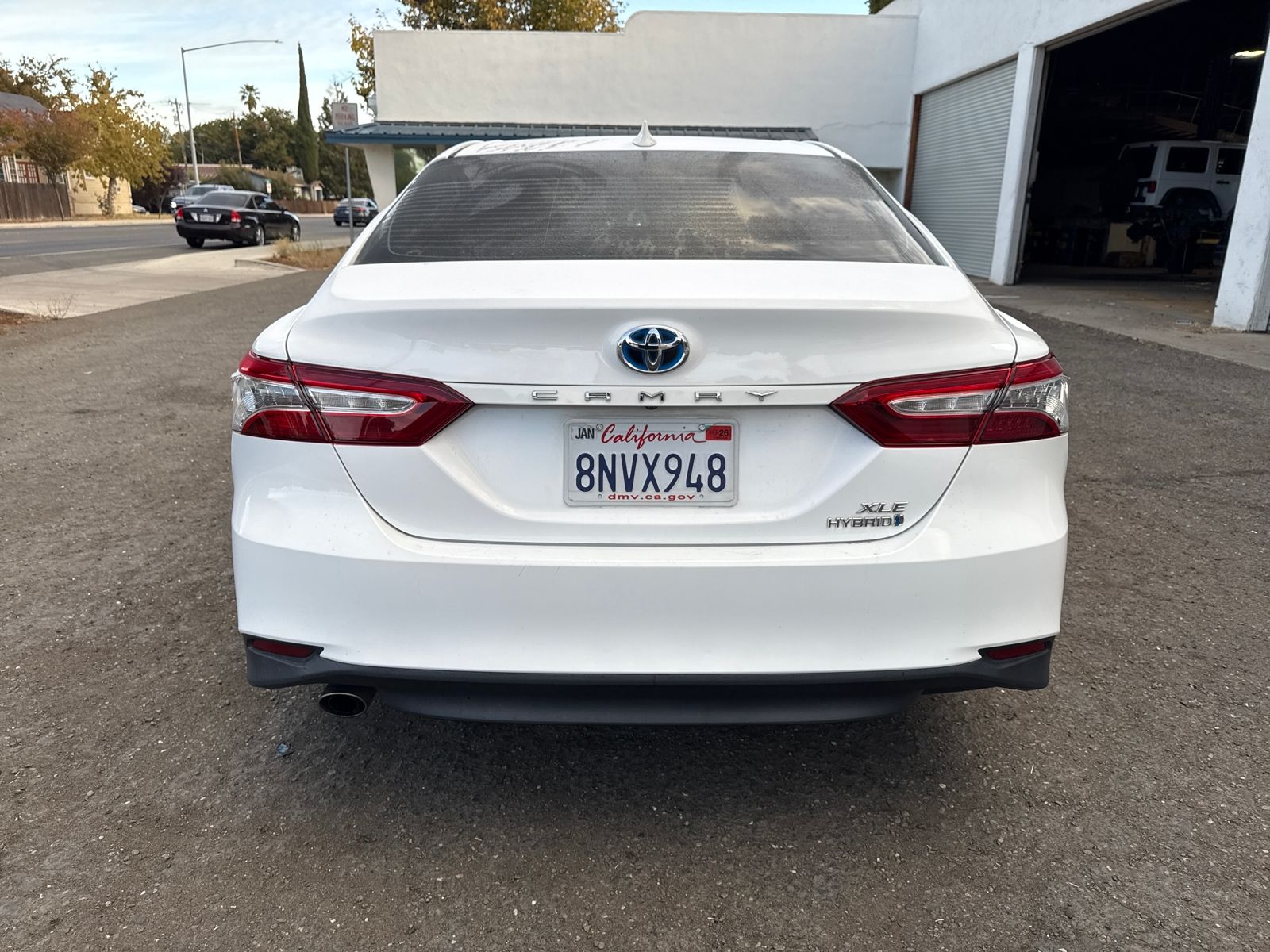 2020 Toyota Camry Hybrid XLE photo 4