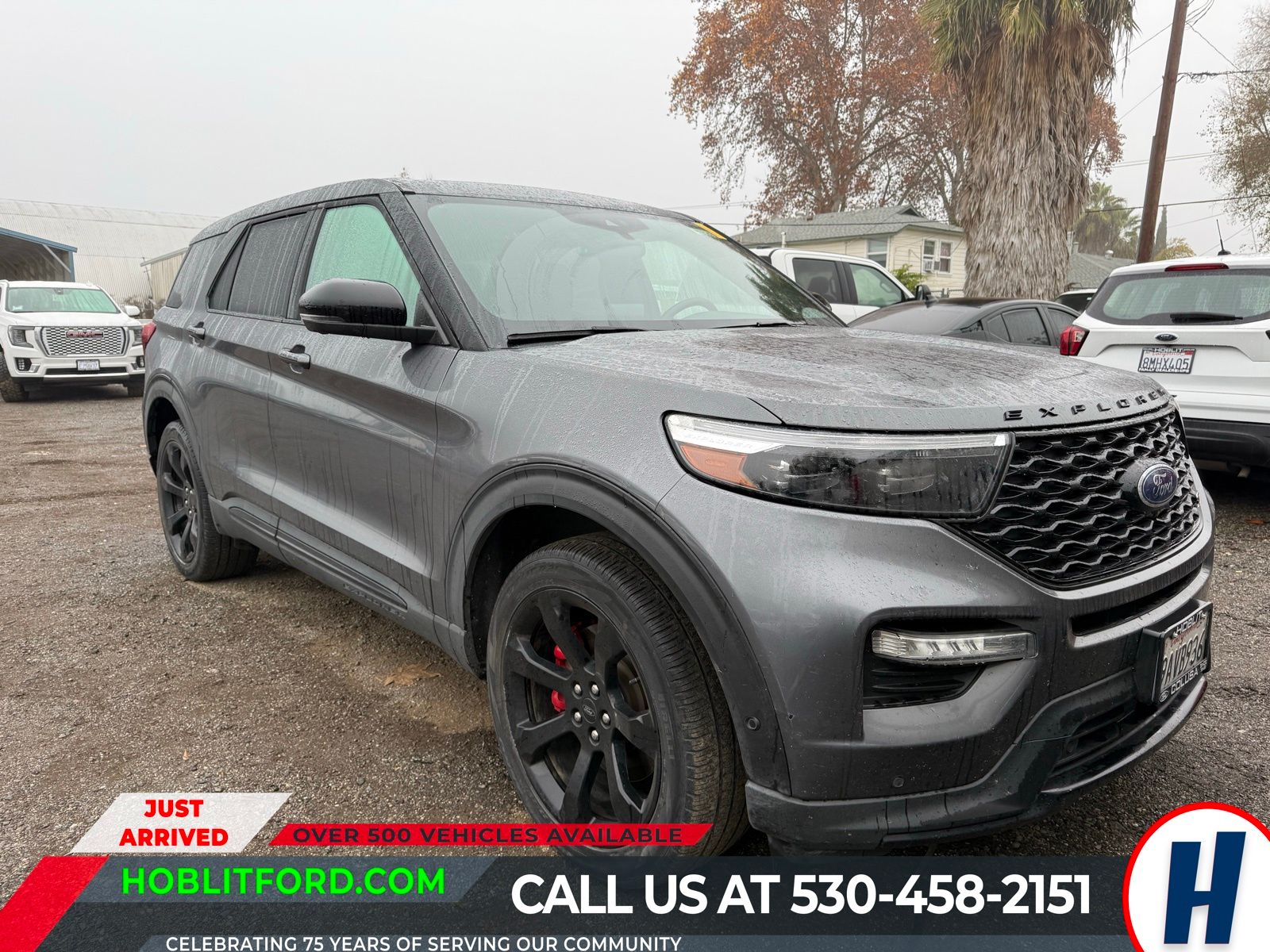 2022 Ford Explorer ST's photo