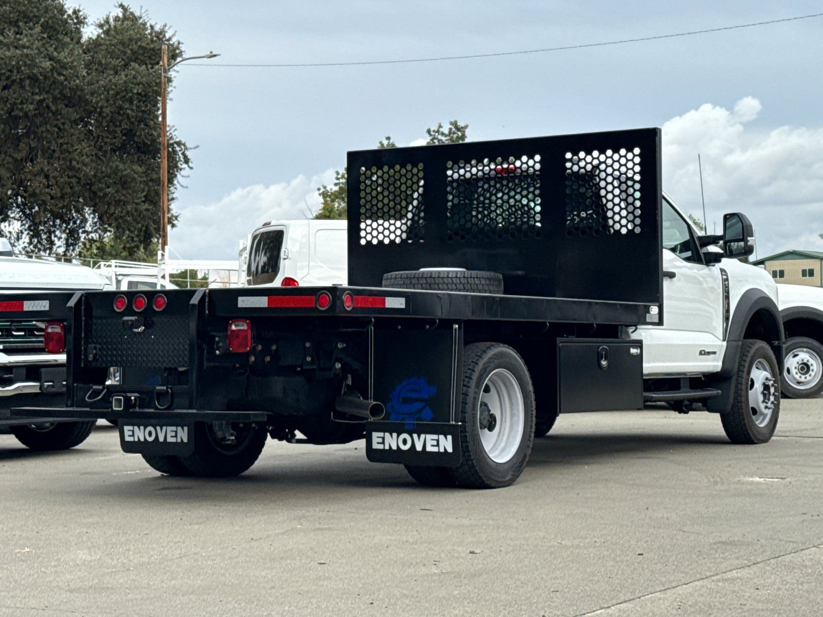 2024 Ford F-550 XL photo 2