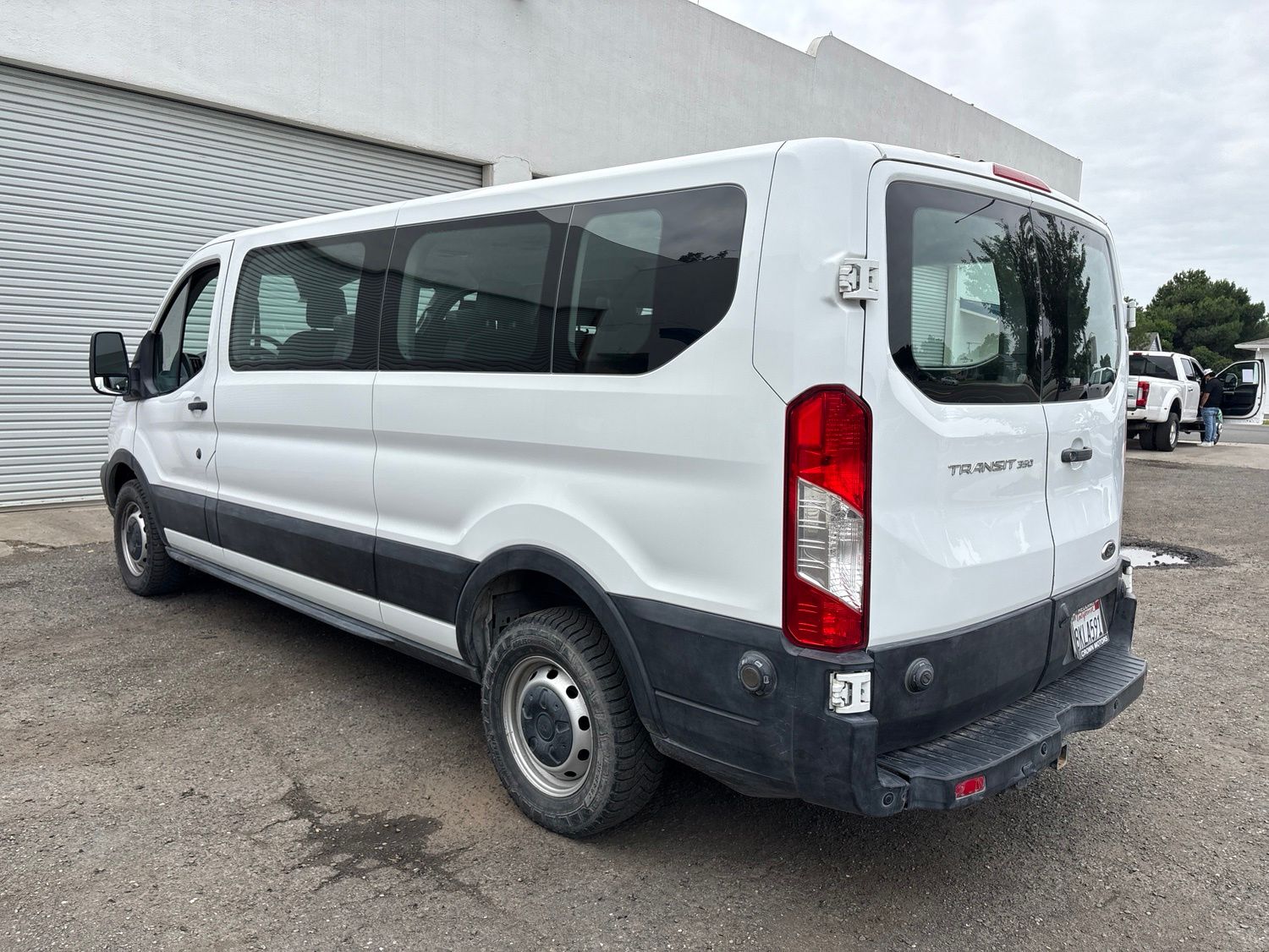2019 Ford Transit-350 XL 12-Passenger Van photo 3