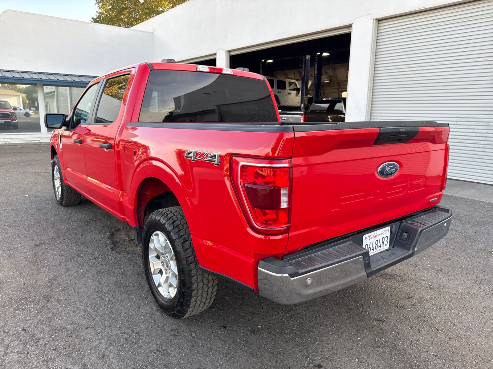 2023 Ford F-150 XLT photo 3
