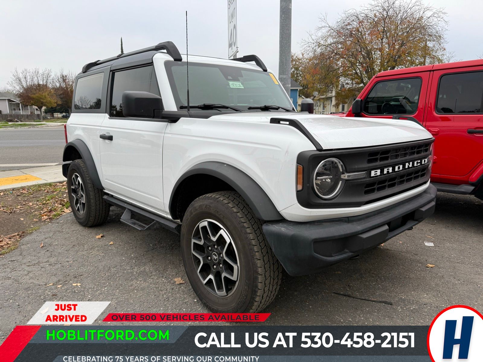 2022 Ford Bronco 2-Door Base's photo