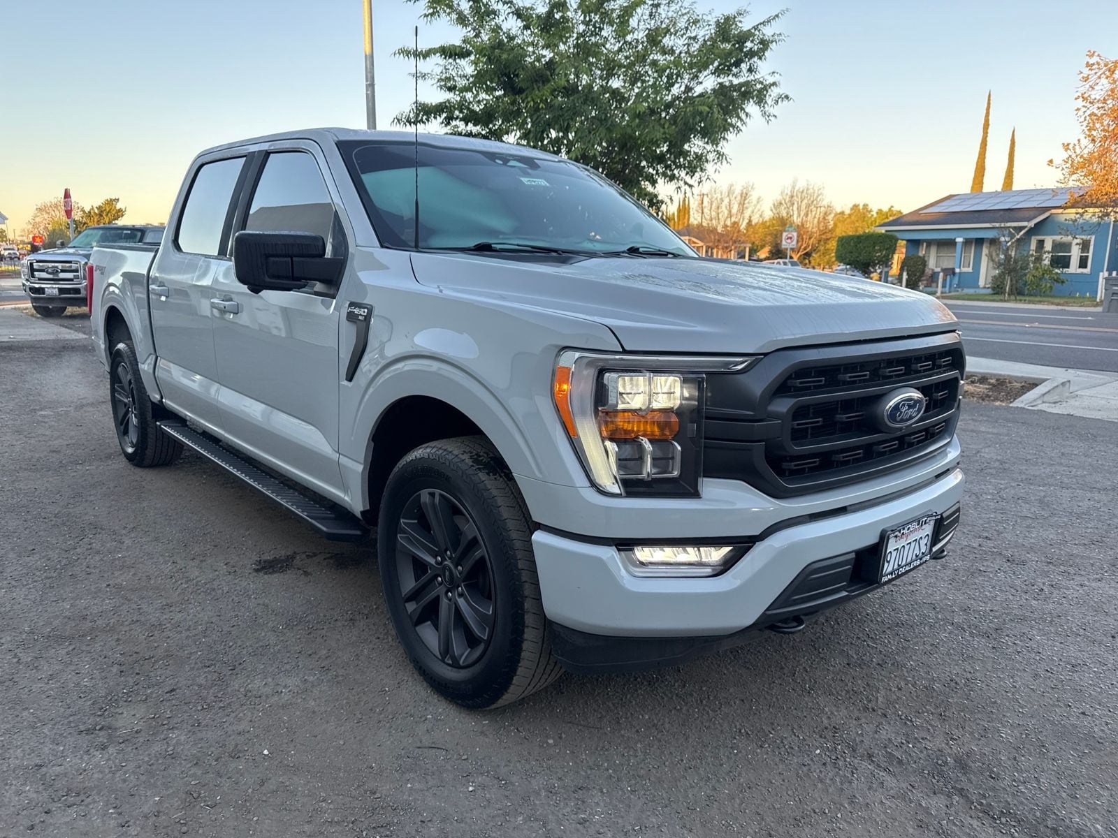 2023 Ford F-150 XLT Sport 4x4 Ecoboost w/ Panoramic Moon Roof photo 6